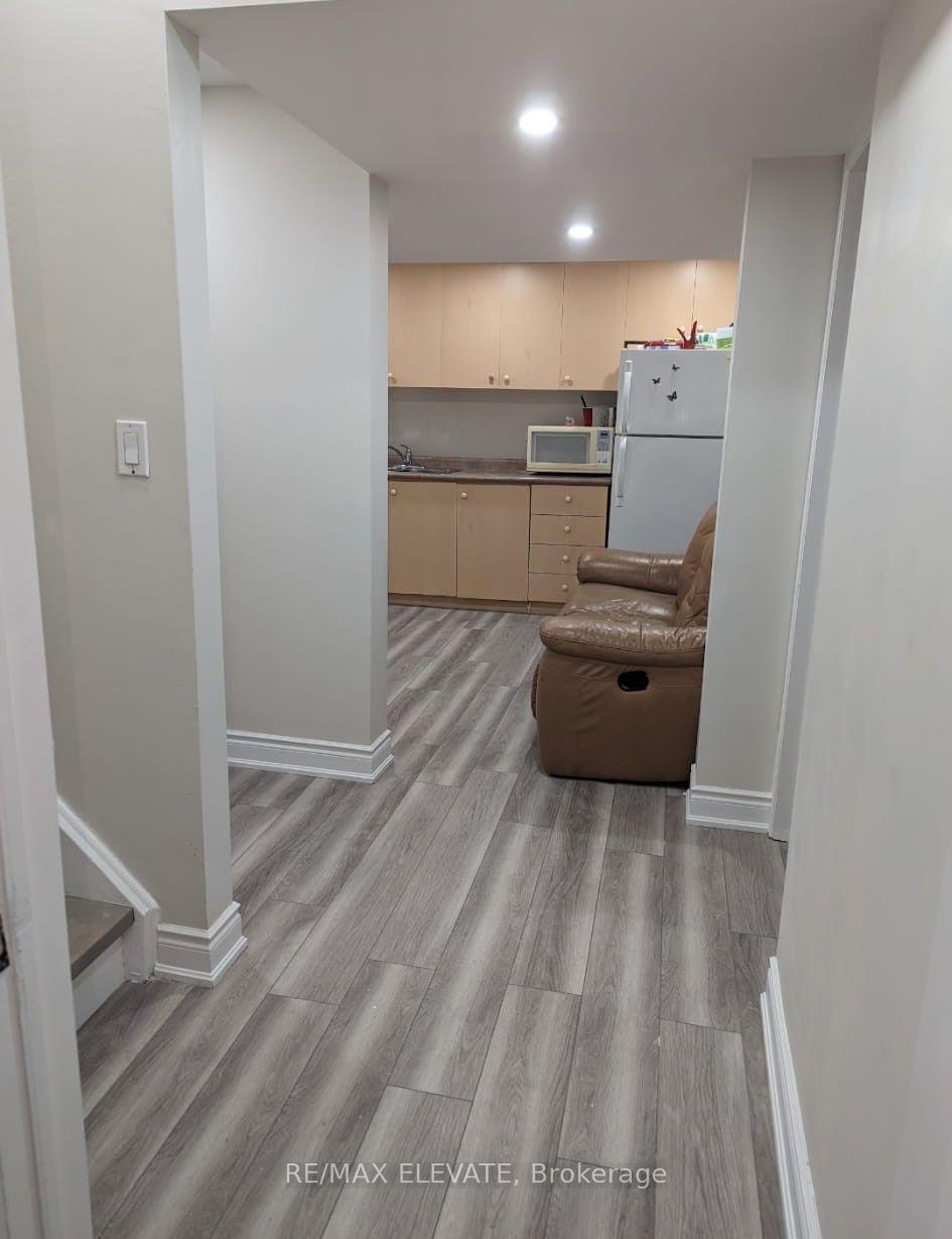 Photo 9 of 101 Knotwood Crescent, Scarborough, Rouge — HOMEH