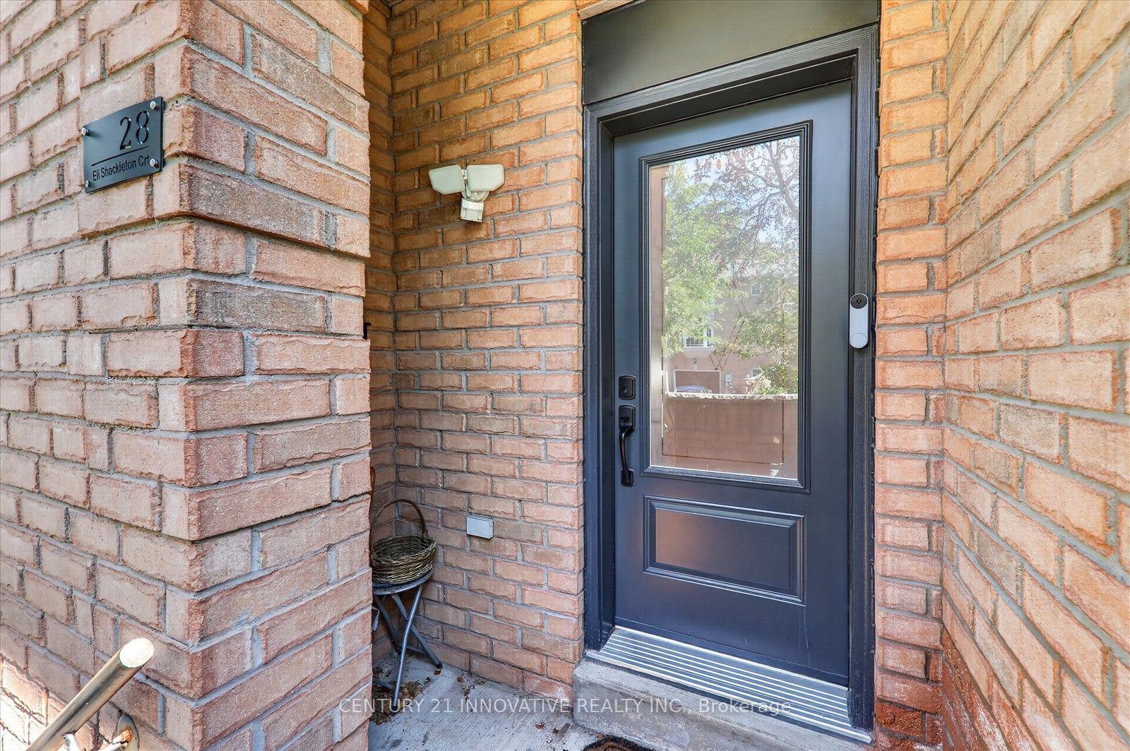 Photo 8 of 28 Eli Shackleton Court, Scarborough, West Hill — HOMEH