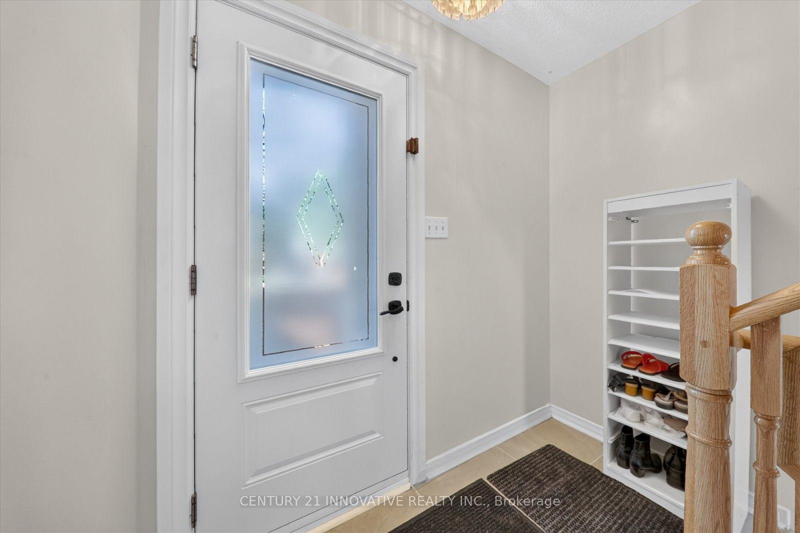 Photo 9 of 28 Eli Shackleton Court, Scarborough, West Hill — HOMEH