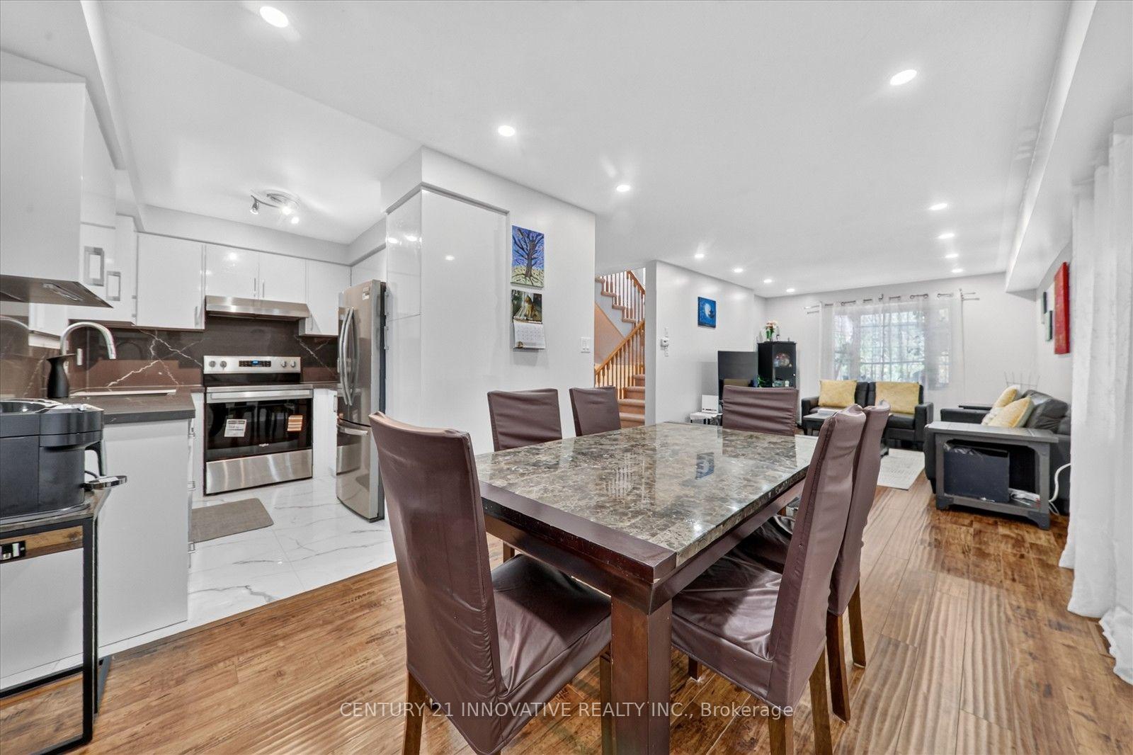 Photo 15 of 28 Eli Shackleton Court, Scarborough, West Hill — HOMEH