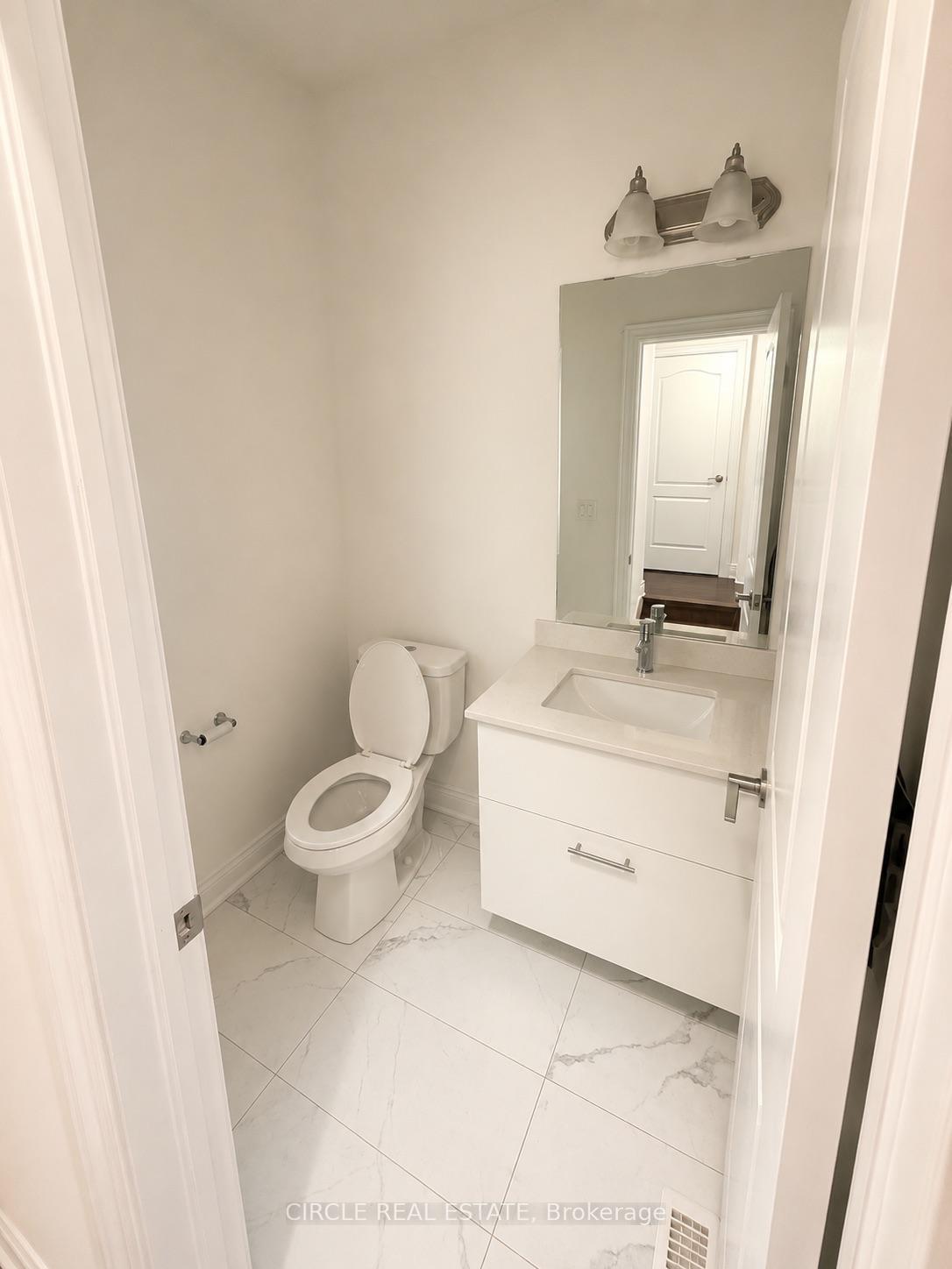 Photo 21 of 44 Fordham Road, Brampton, Bram West — HOMEH