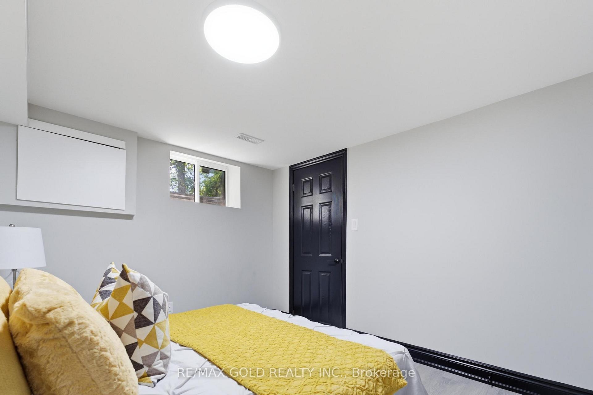 Photo 30 of 2702 Embleton Road, Brampton, Huttonville — HOMEH