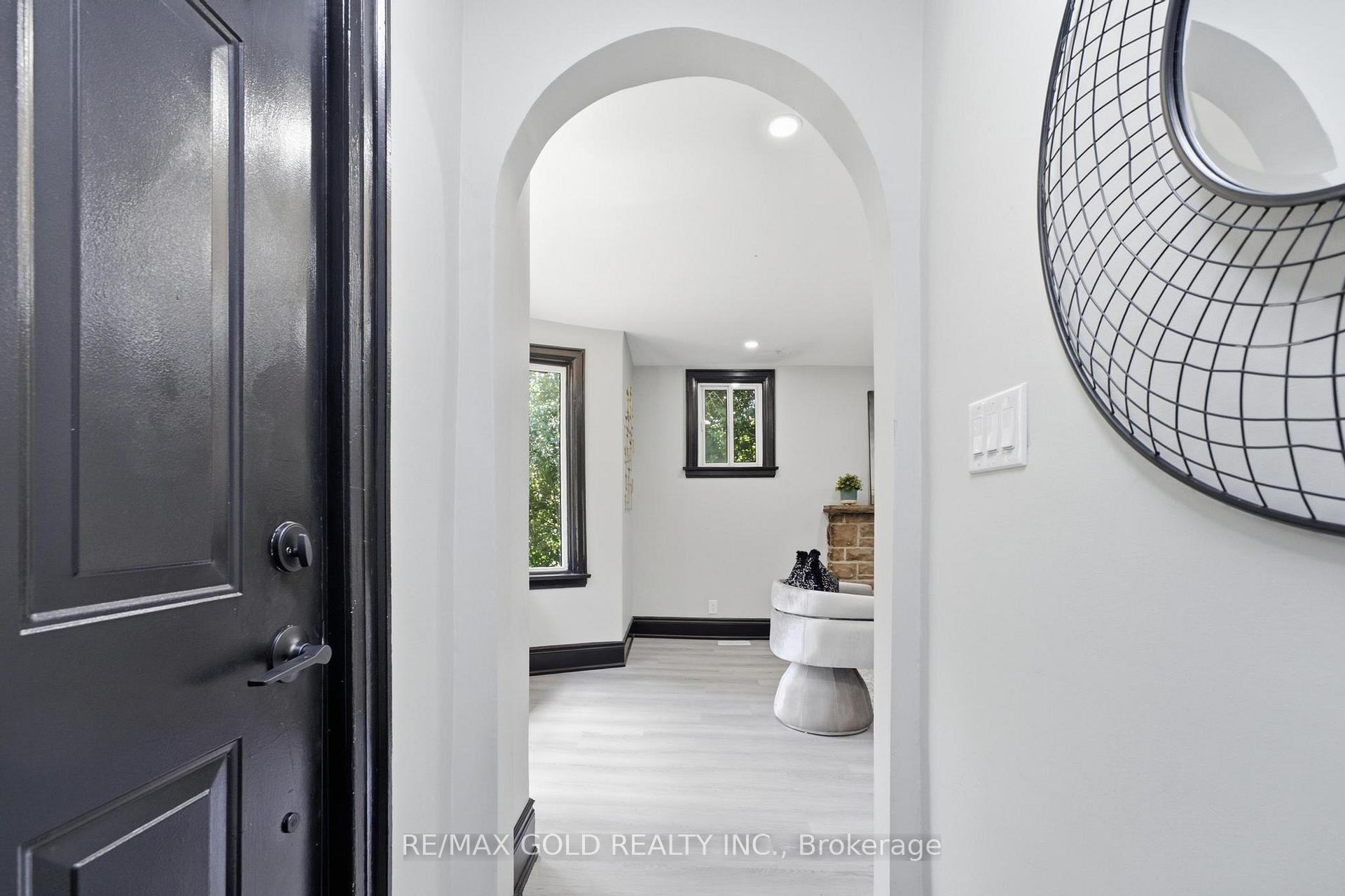 Photo 45 of 2702 Embleton Road, Brampton, Huttonville — HOMEH