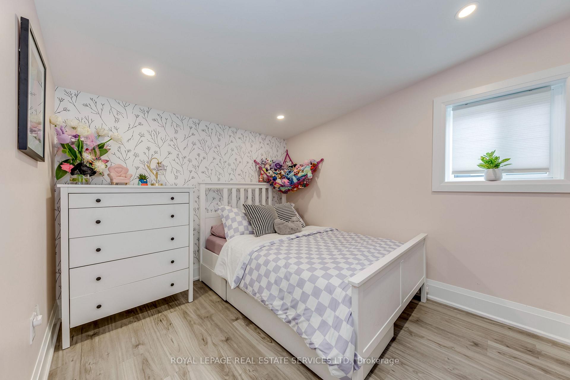 Photo 28 of 6 Rembe Avenue, Hamilton, Hamilton Beach — HOMEH