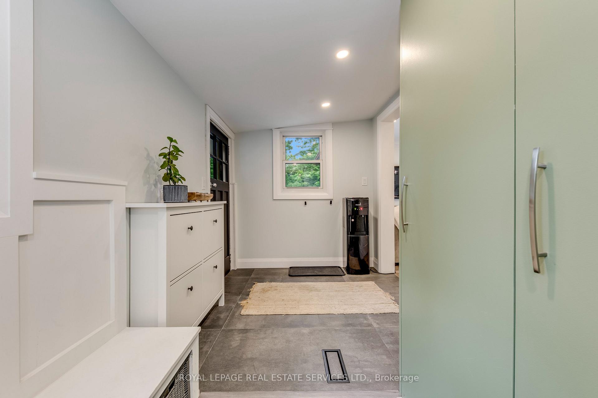 Photo 34 of 6 Rembe Avenue, Hamilton, Hamilton Beach — HOMEH