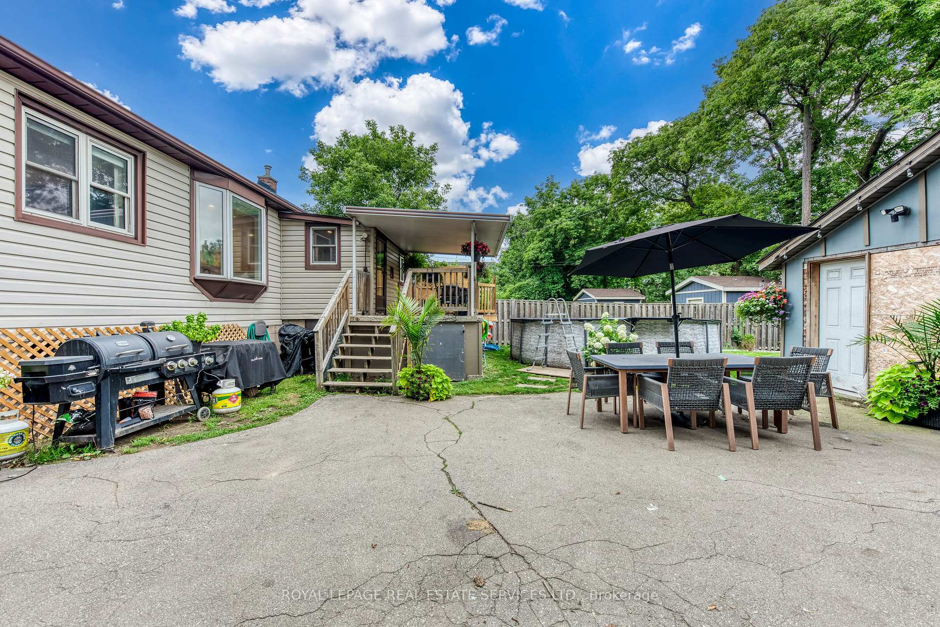 Photo 41 of 6 Rembe Avenue, Hamilton, Hamilton Beach — HOMEH