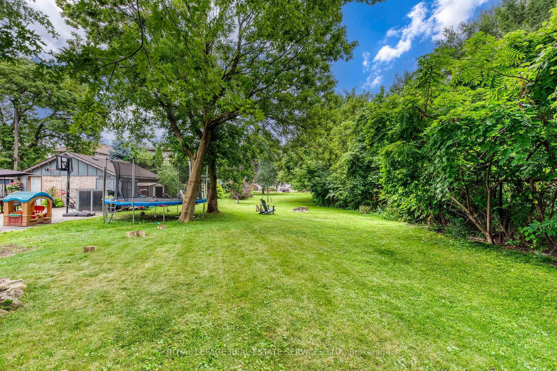 Photo 47 of 6 Rembe Avenue, Hamilton, Hamilton Beach — HOMEH