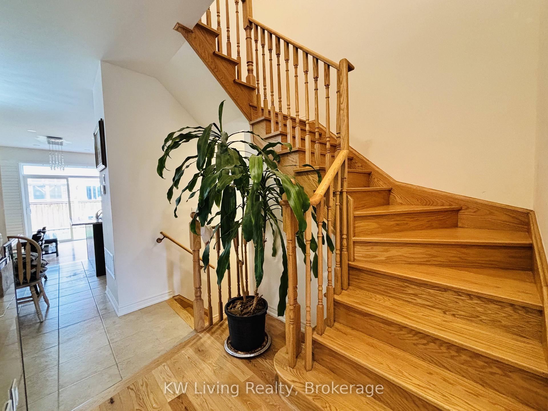 Photo 2 of 12 Rangemore Road, Brampton, Northwest Brampton — HOMEH
