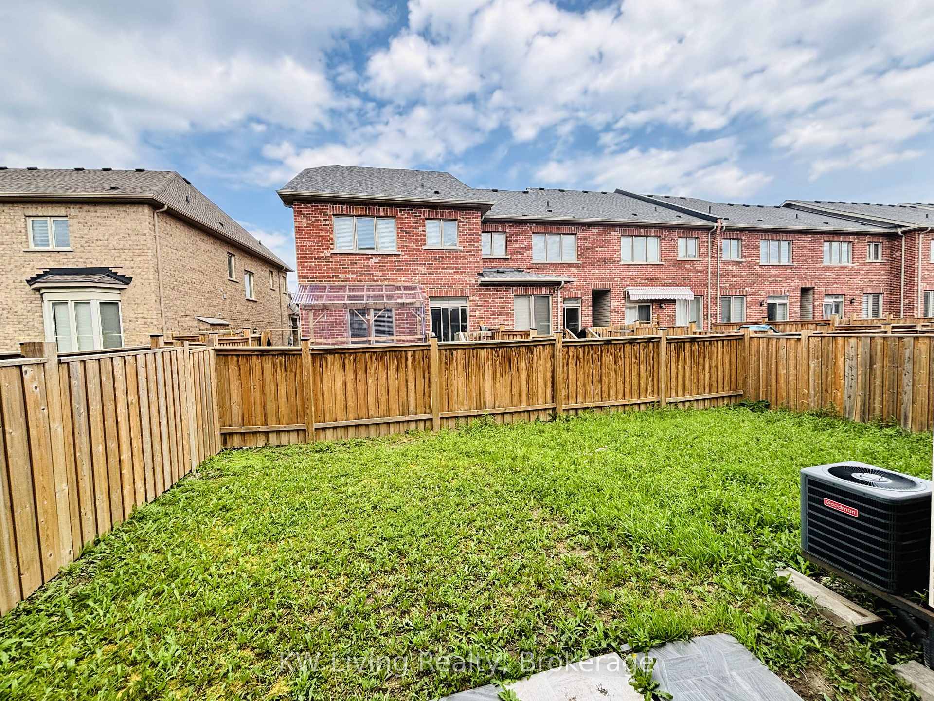 Photo 12 of 12 Rangemore Road, Brampton, Northwest Brampton — HOMEH