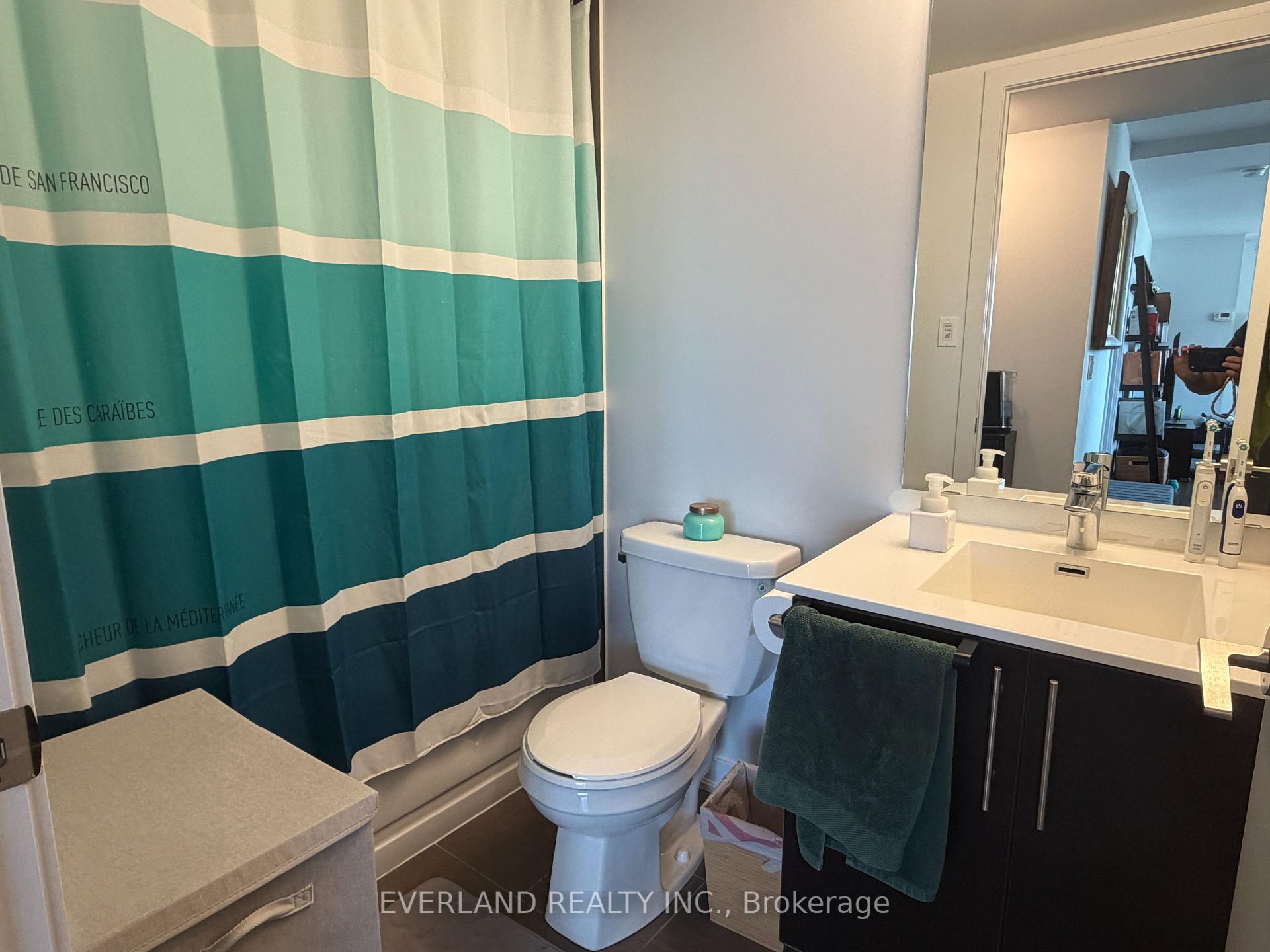 Photo 8 of Unit 707, 60 Berwick Avenue, Toronto, Yonge-Eglinton — HOMEH
