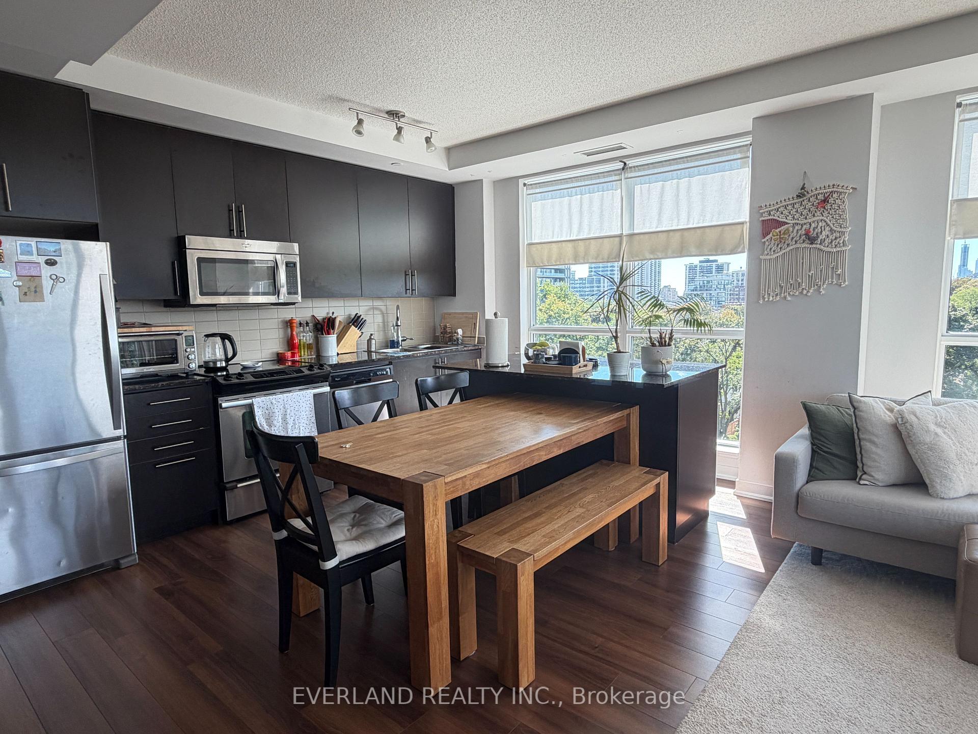 Photo 9 of Unit 707, 60 Berwick Avenue, Toronto, Yonge-Eglinton — HOMEH
