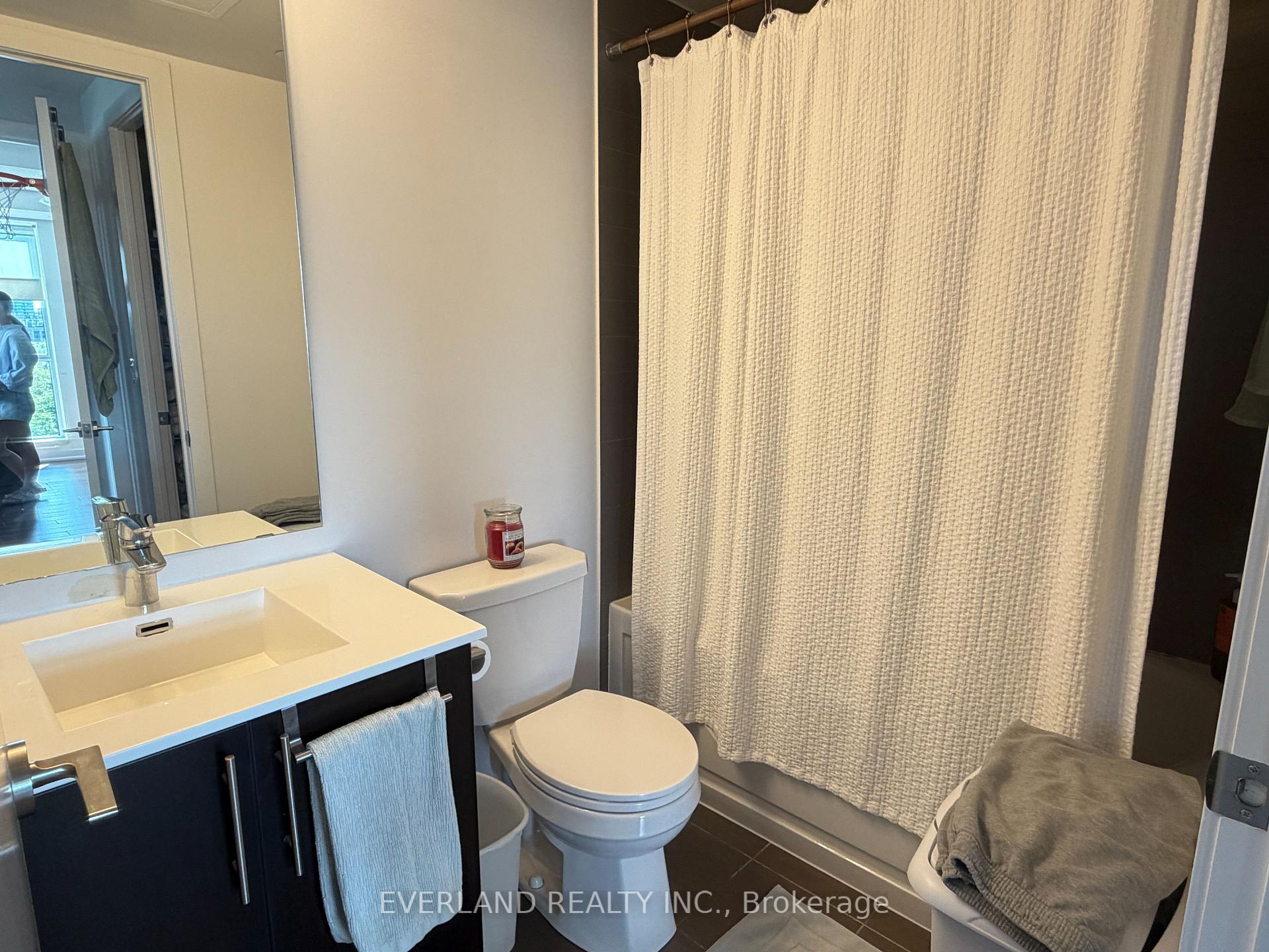 Photo 21 of Unit 707, 60 Berwick Avenue, Toronto, Yonge-Eglinton — HOMEH