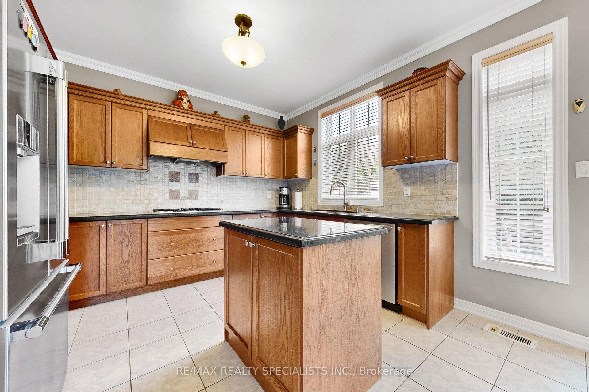 Photo 14 of 1239 Fox Crescent, Milton, Dempsey — HOMEH