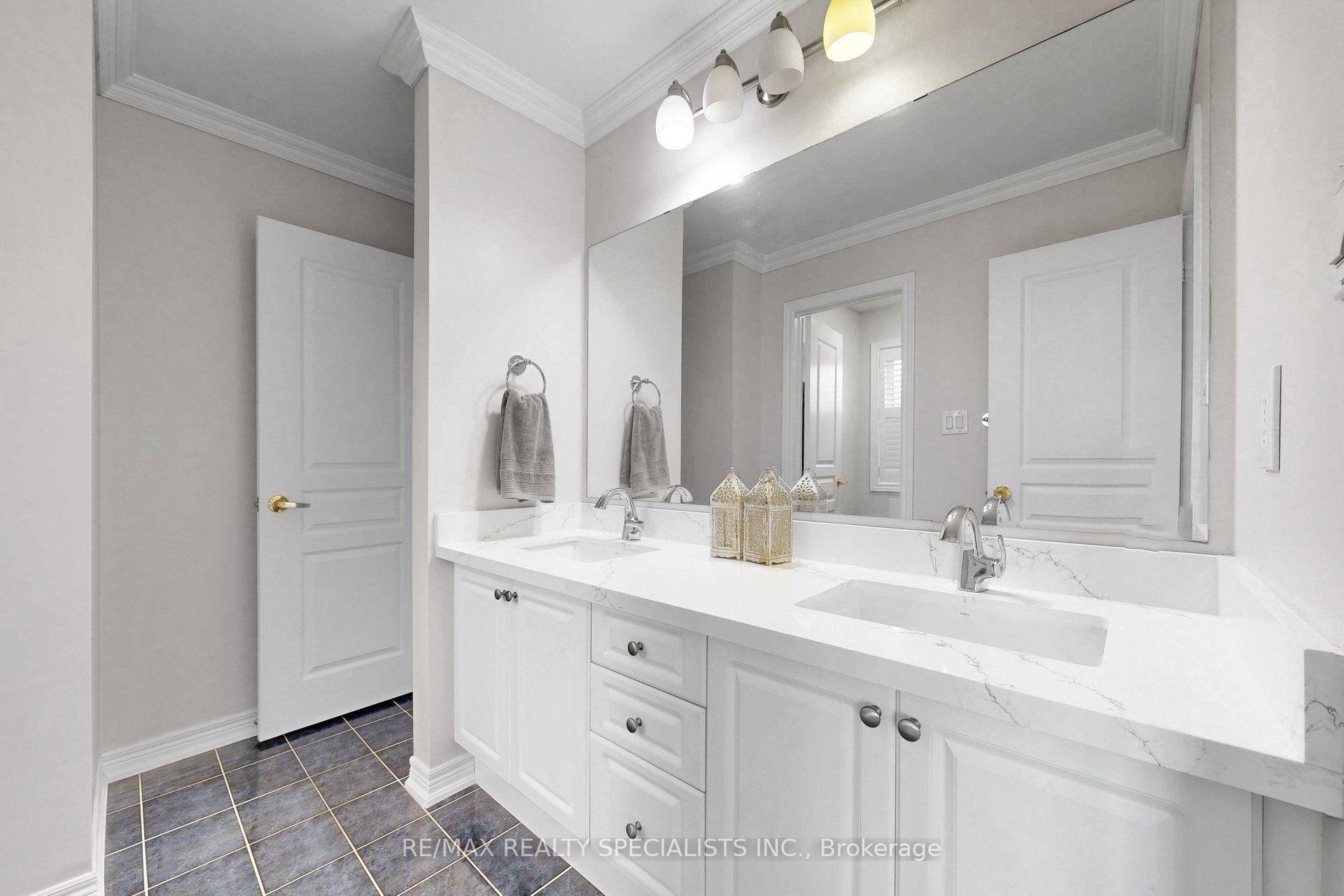 Photo 39 of 1239 Fox Crescent, Milton, Dempsey — HOMEH