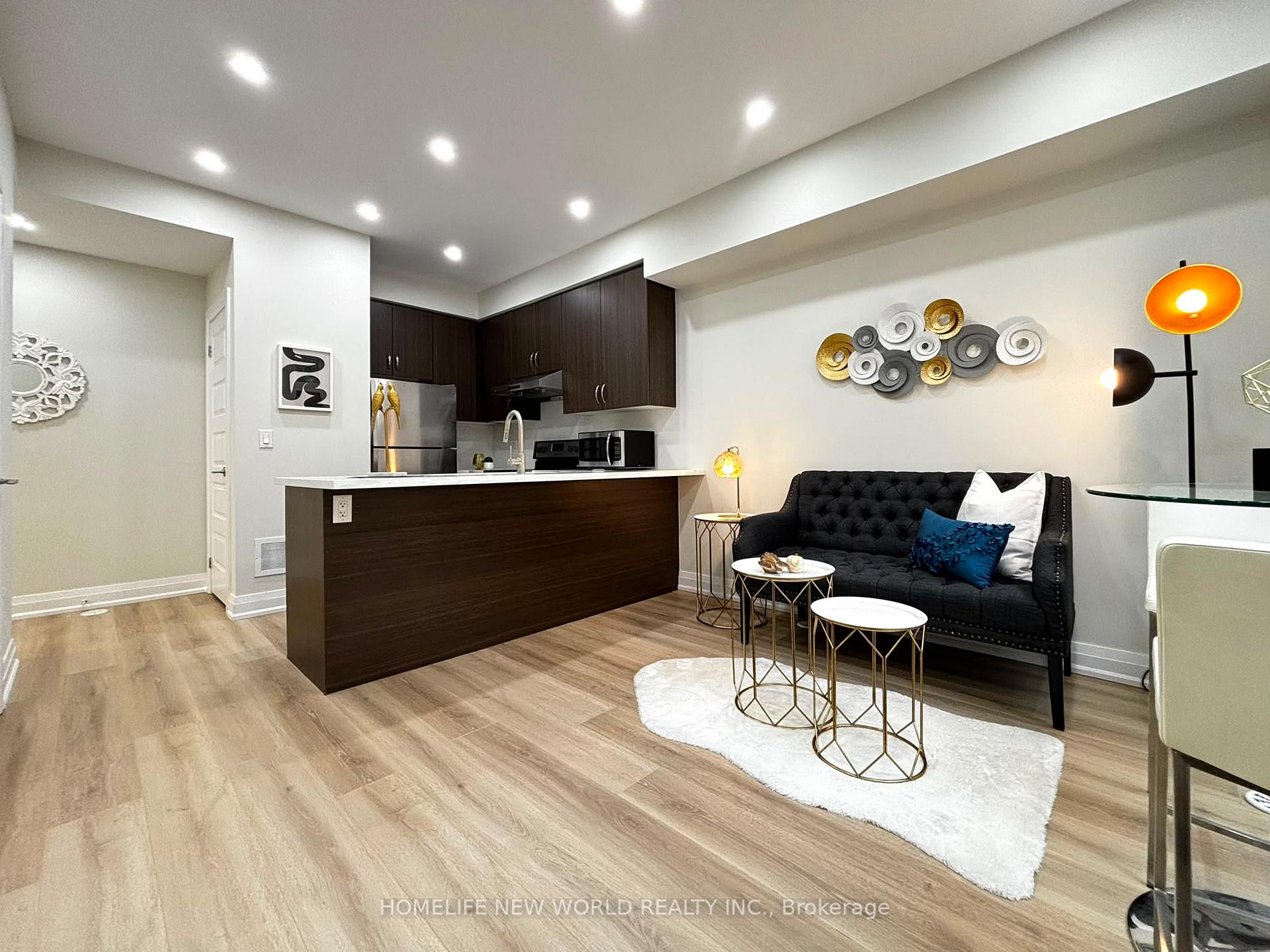 Photo 8 of Unit 45, 19 Eldora Avenue, North York, Newtonbrook West — HOMEH
