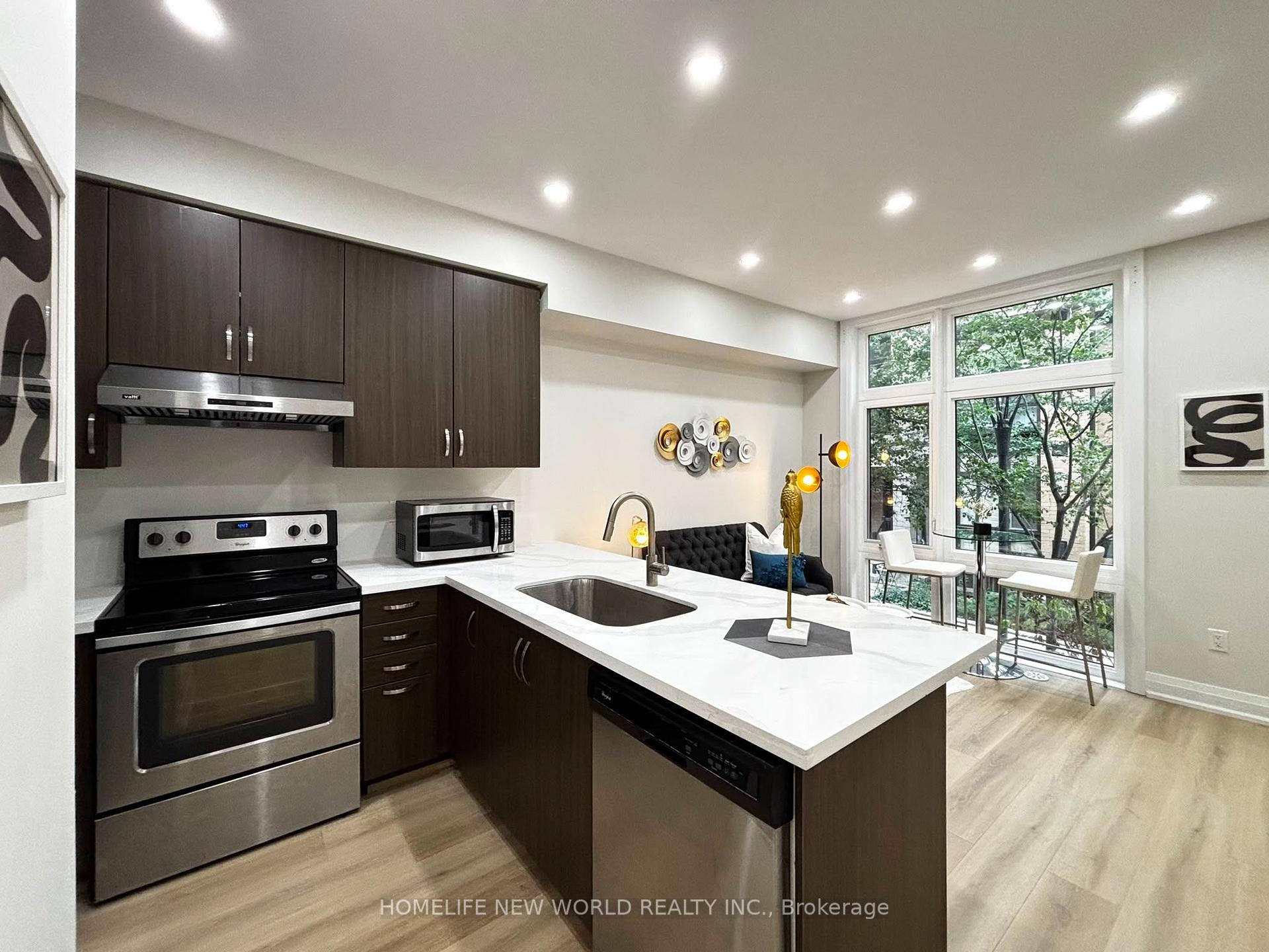 Photo 13 of Unit 45, 19 Eldora Avenue, North York, Newtonbrook West — HOMEH
