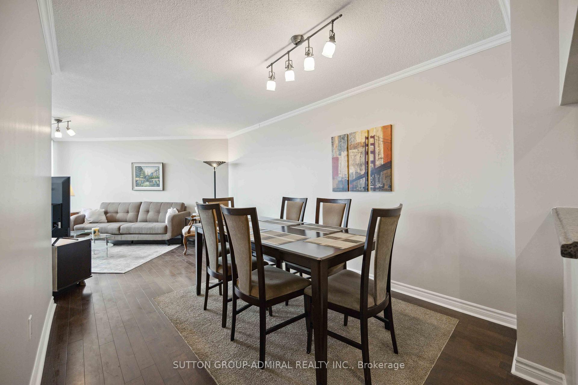 Photo 10 of Unit 1614, 7420 Bathurst Street, Vaughan, Brownridge — HOMEH