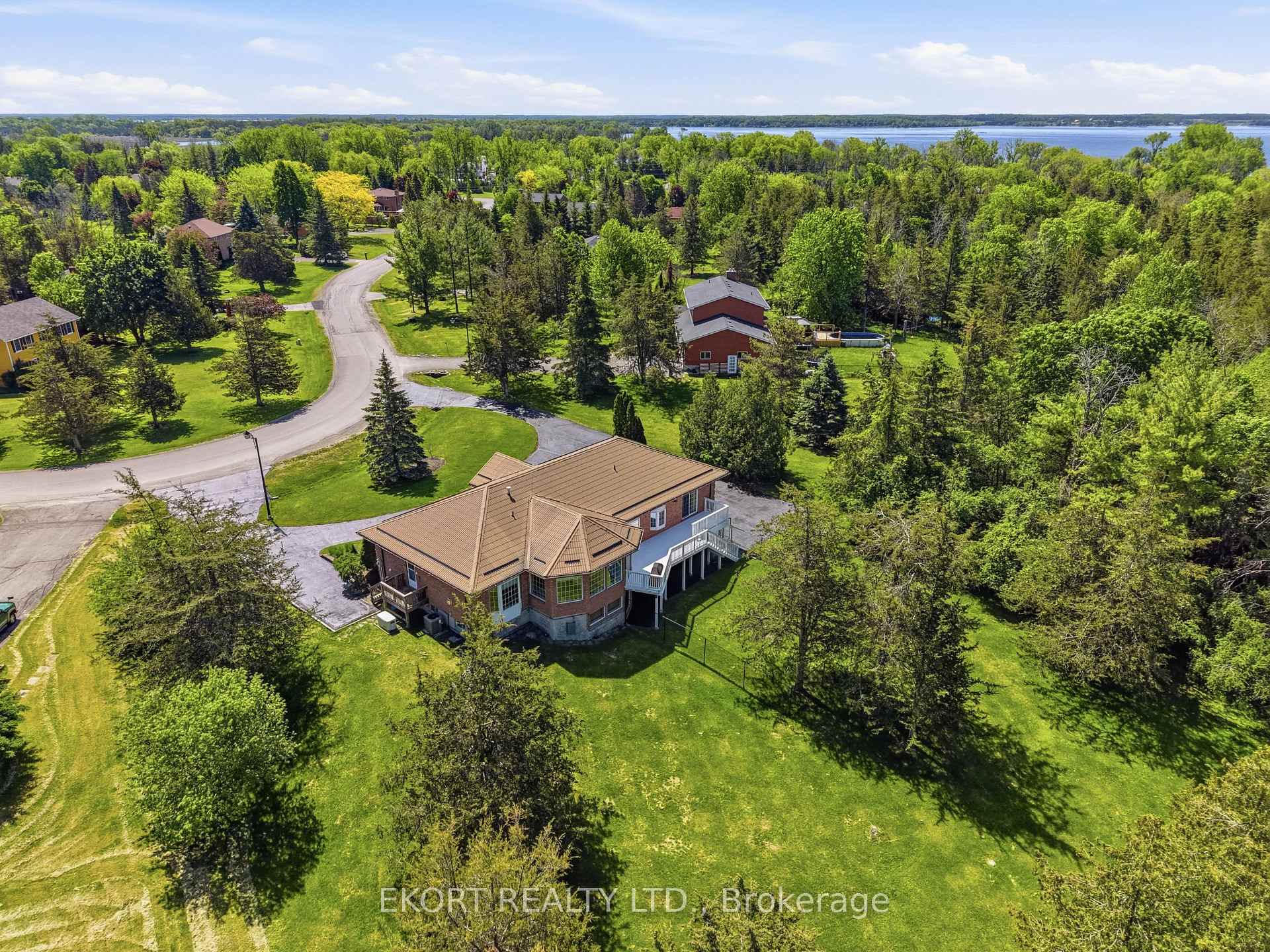 Photo 4 of 53 O'neill Drive, Belleville, Belleville Ward — HOMEH