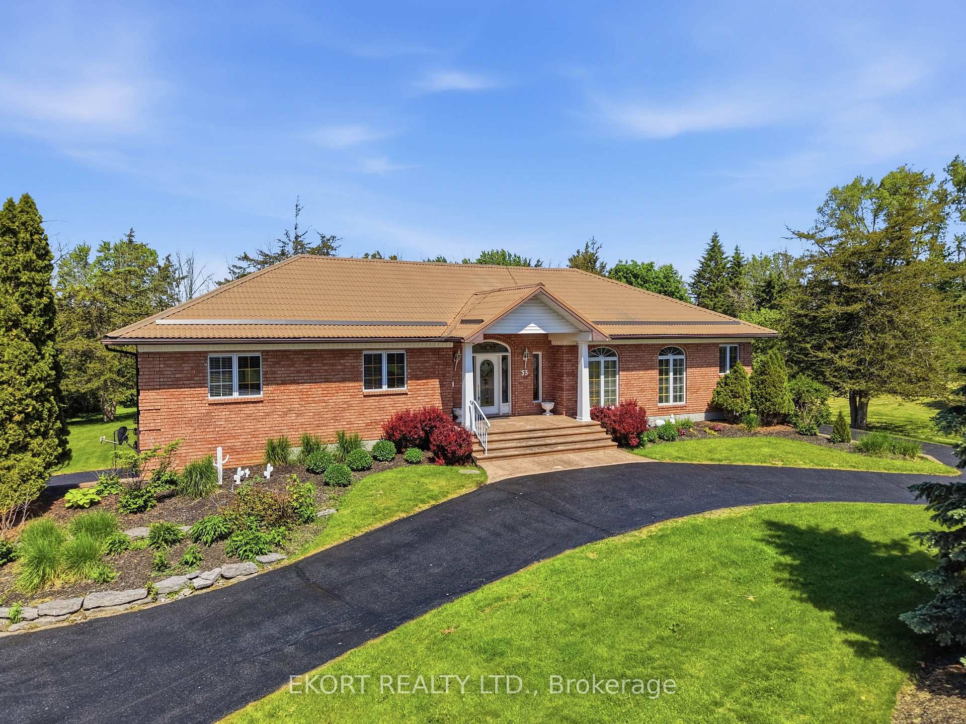 Photo 5 of 53 O'neill Drive, Belleville, Belleville Ward — HOMEH