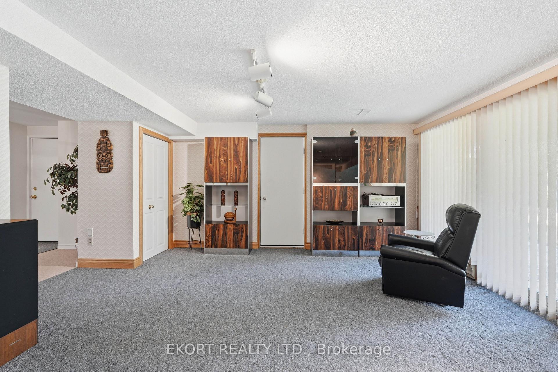 Photo 35 of 53 O'neill Drive, Belleville, Belleville Ward — HOMEH