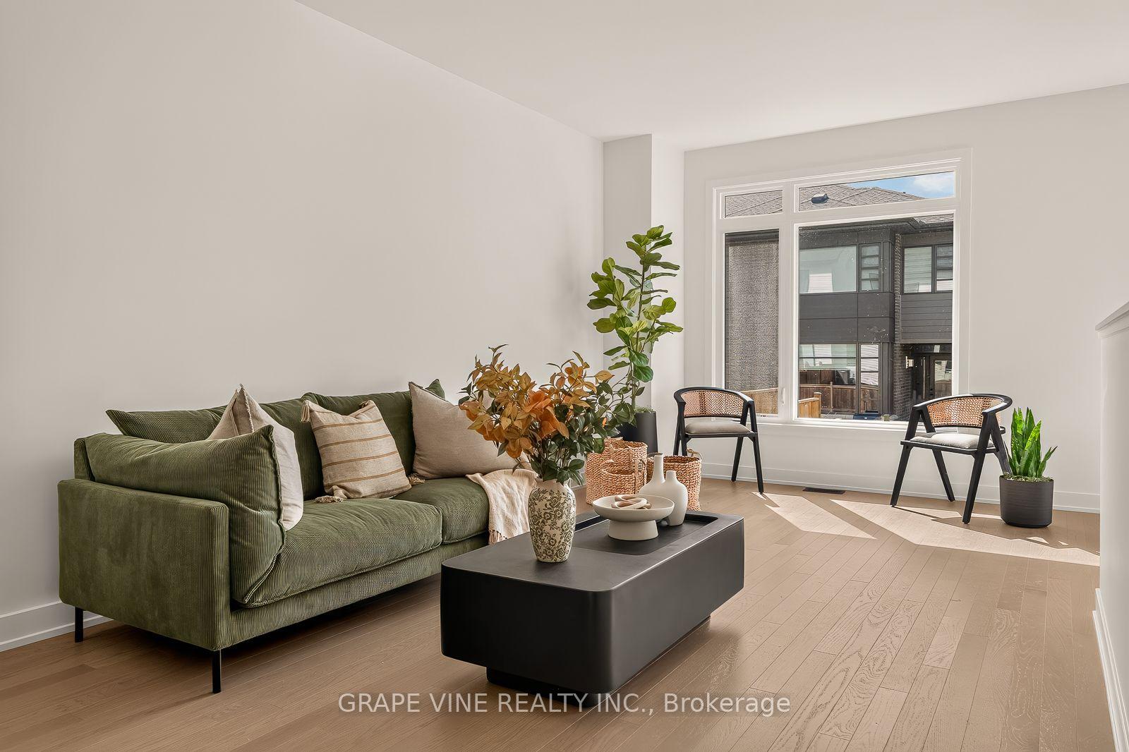 Photo 12 of 451 Haresfield Court, Ottawa, Riverside South/Gloucester Glen — HOMEH