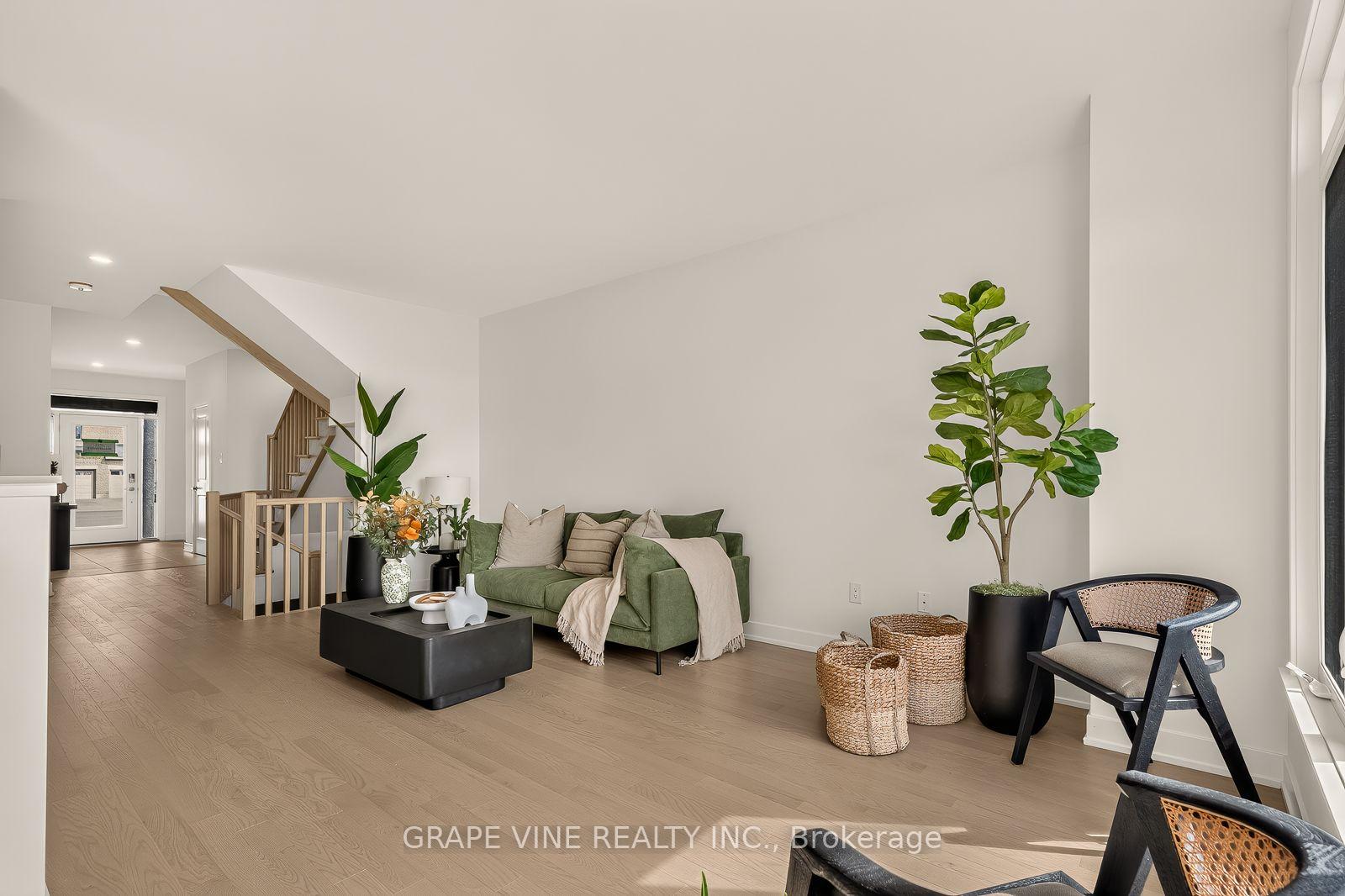 Photo 20 of 451 Haresfield Court, Ottawa, Riverside South/Gloucester Glen — HOMEH