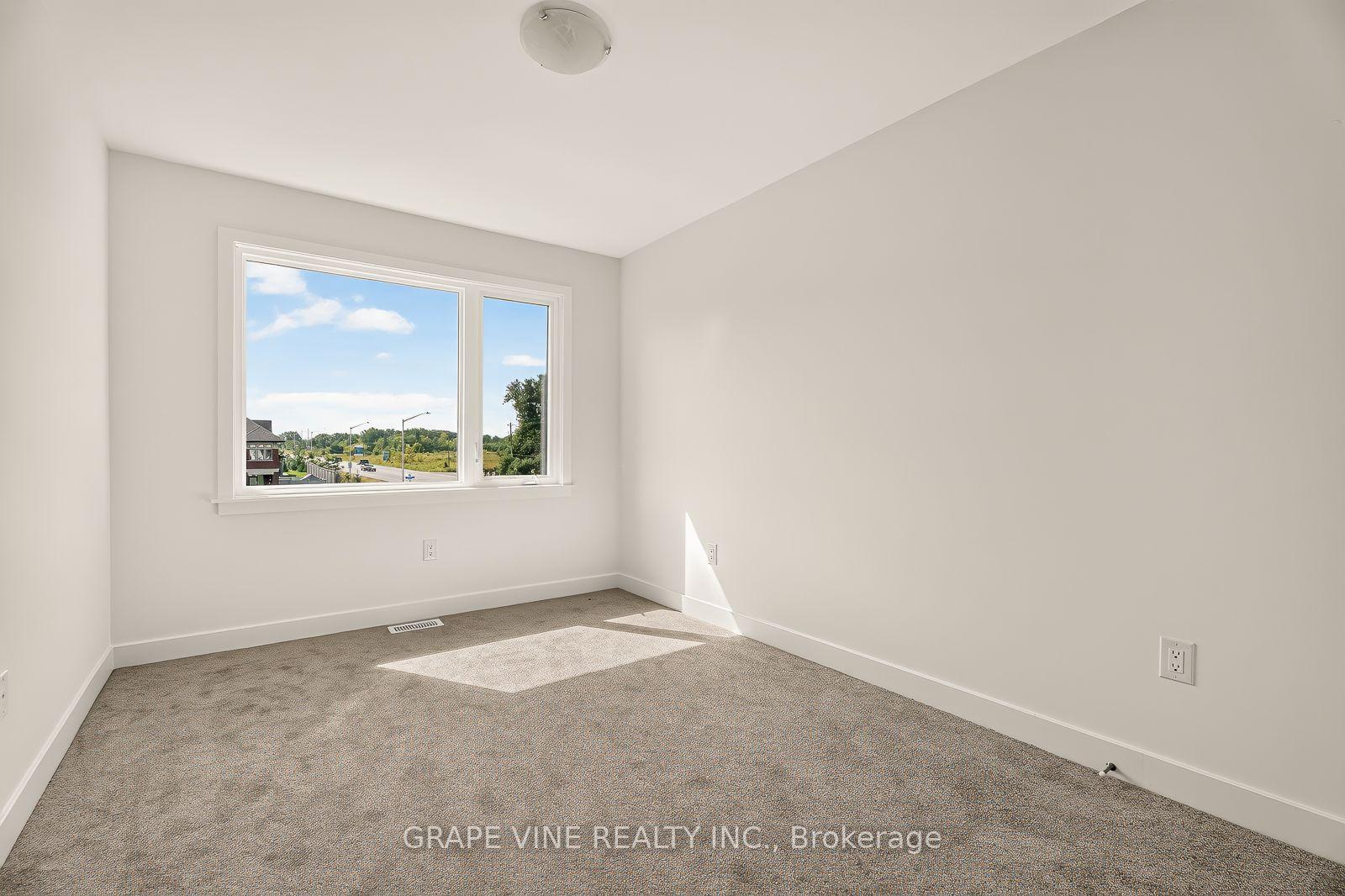 Photo 26 of 451 Haresfield Court, Ottawa, Riverside South/Gloucester Glen — HOMEH