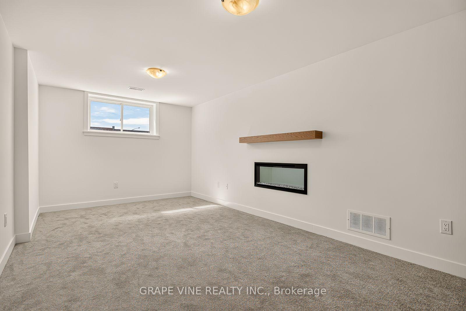 Photo 31 of 451 Haresfield Court, Ottawa, Riverside South/Gloucester Glen — HOMEH