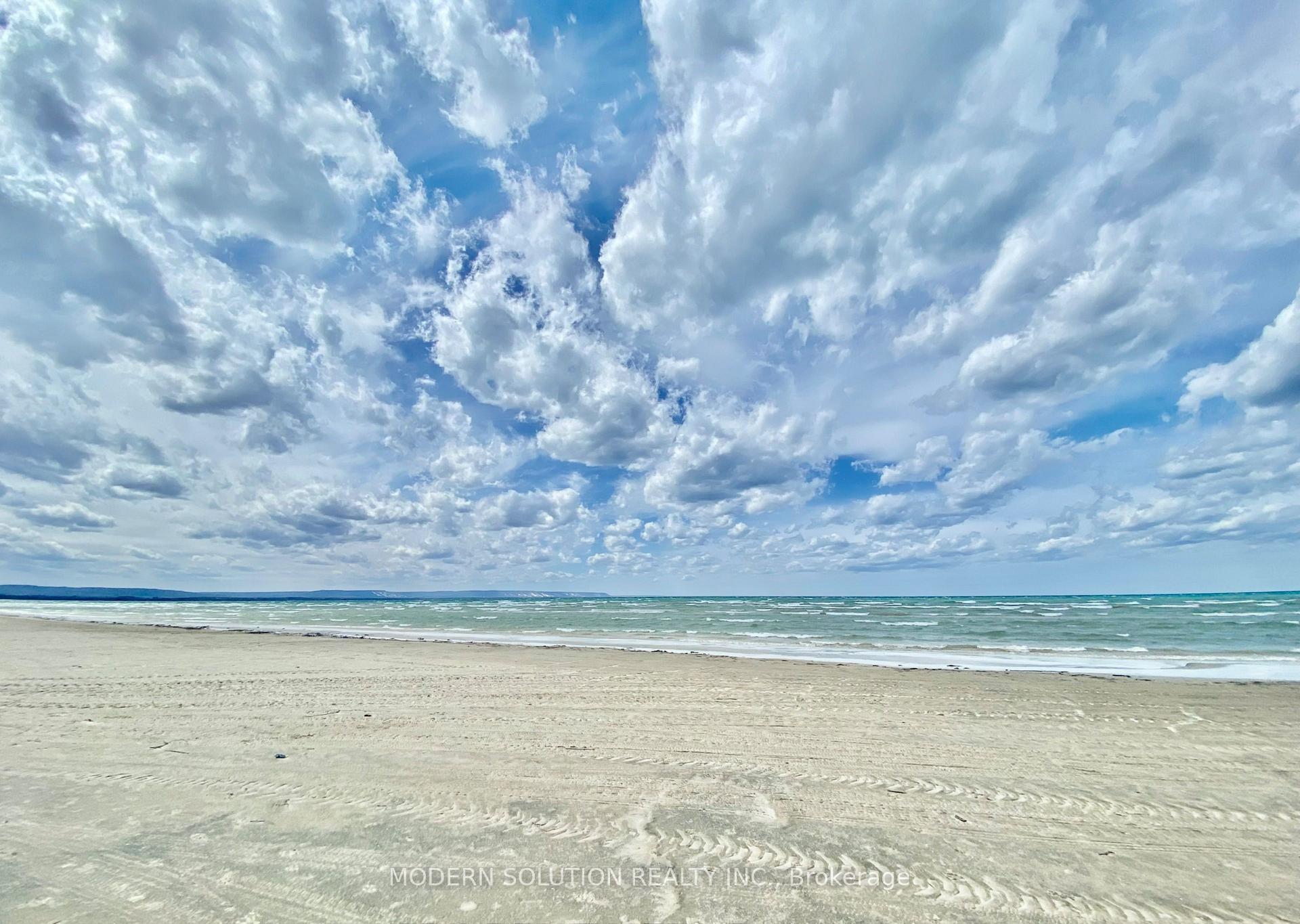 Photo 17 of 78 Christy Drive, Wasaga Beach — HOMEH