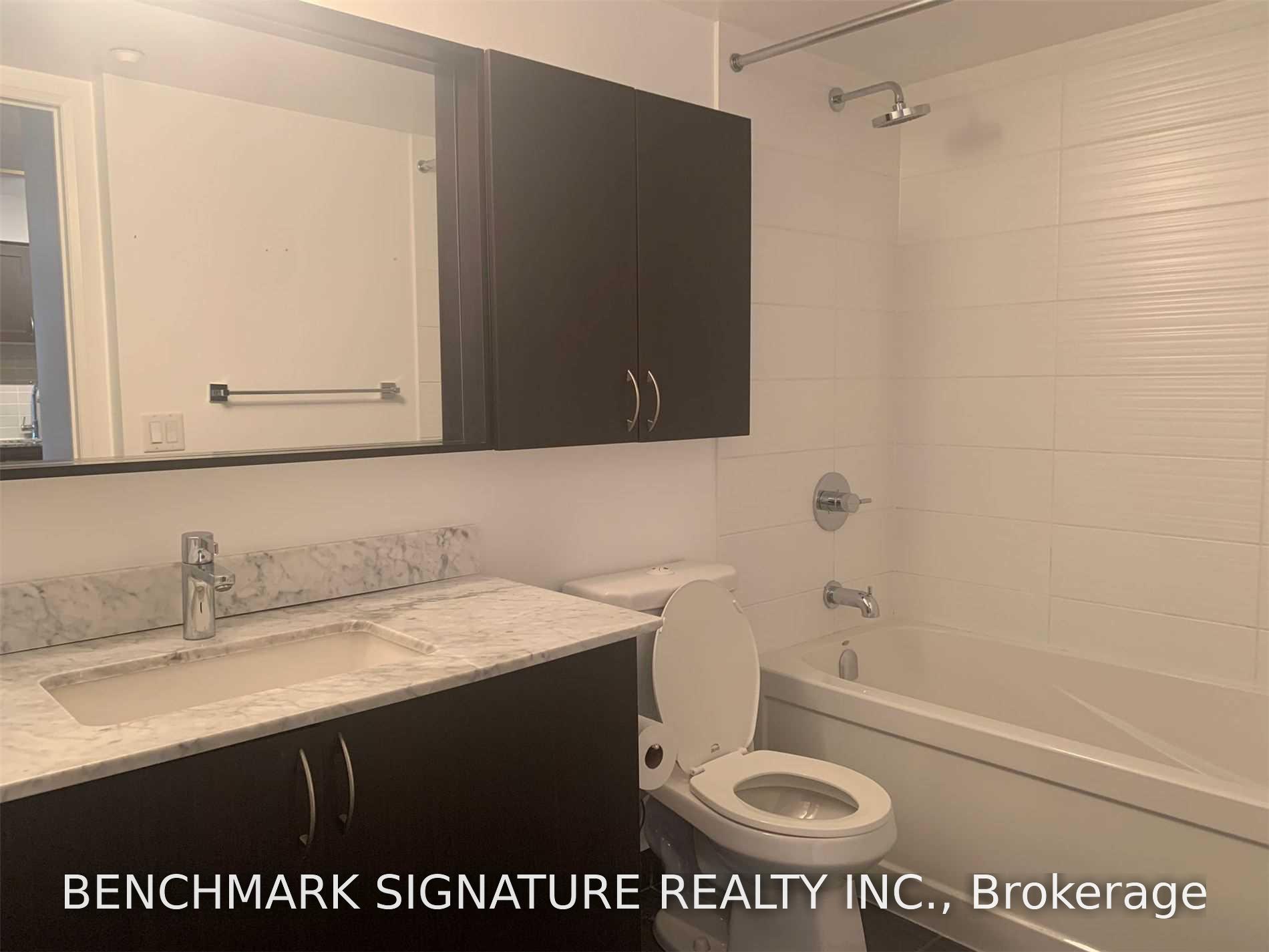 Photo 3 of Unit 717, 376 Highway 7 Road E, Richmond Hill, Doncrest — HOMEH