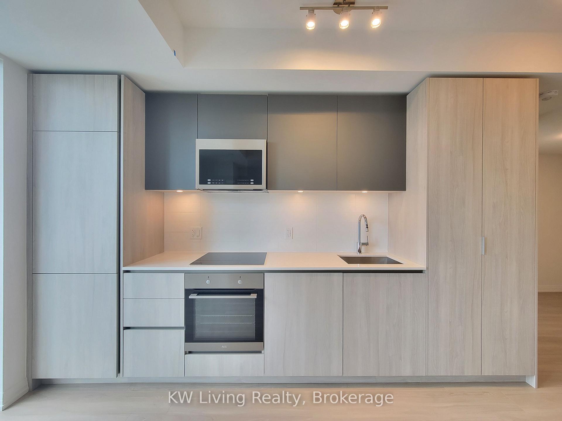 Photo 8 of Unit 4611, 8 Widmer Street, Toronto, Waterfront Communities — HOMEH