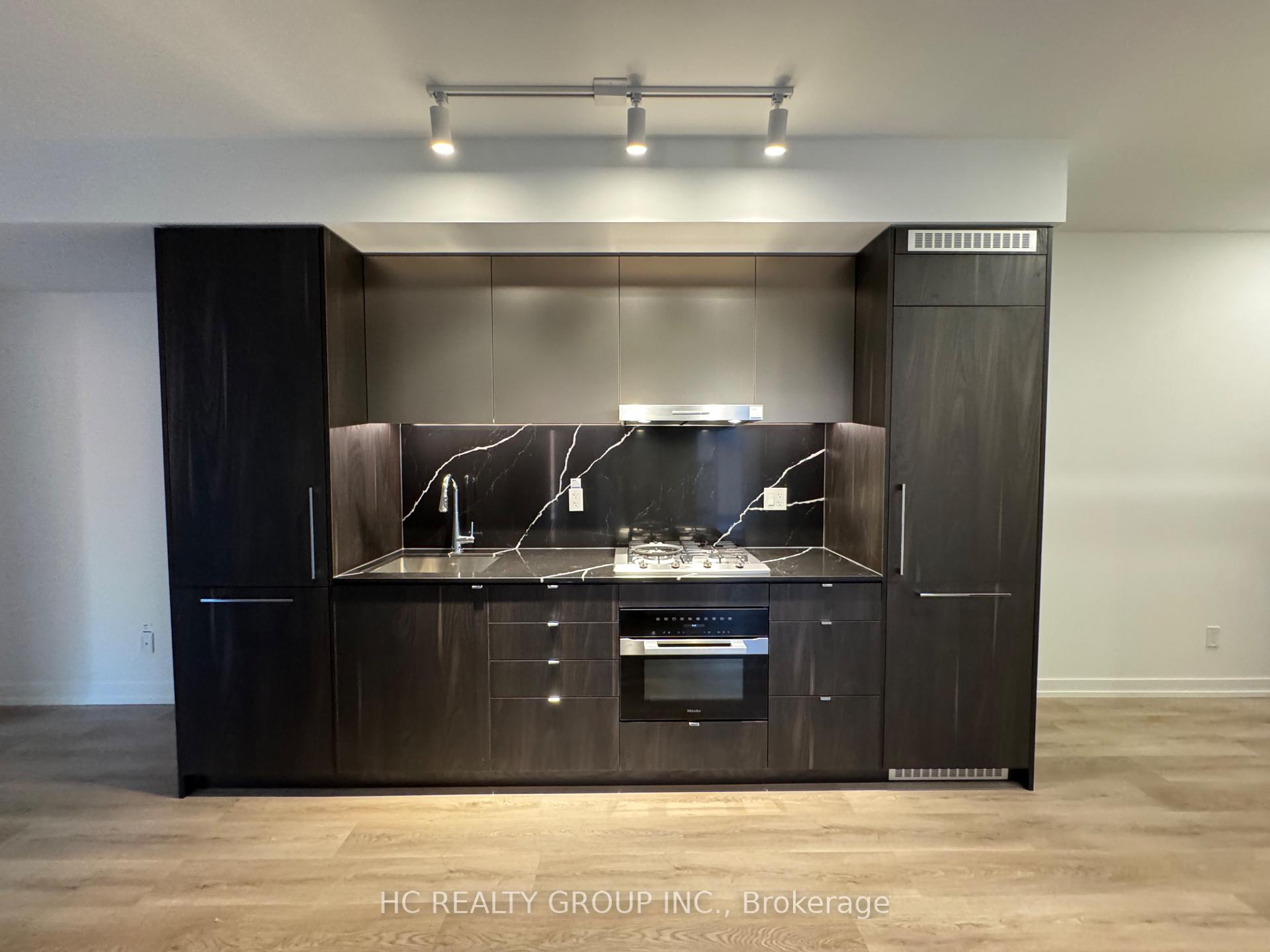 Photo 5 of Unit 608, 771 Yonge Street, Toronto, Rosedale-Moore Park — HOMEH