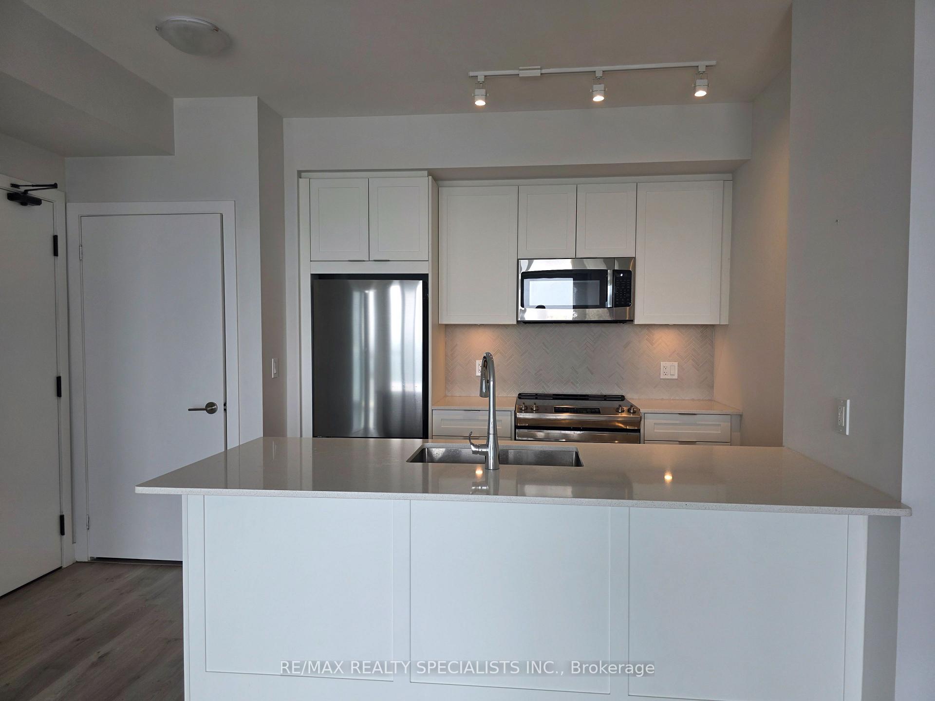 Photo 12 of Unit 1407, 430 Square One Drive, Mississauga, City Centre — HOMEH