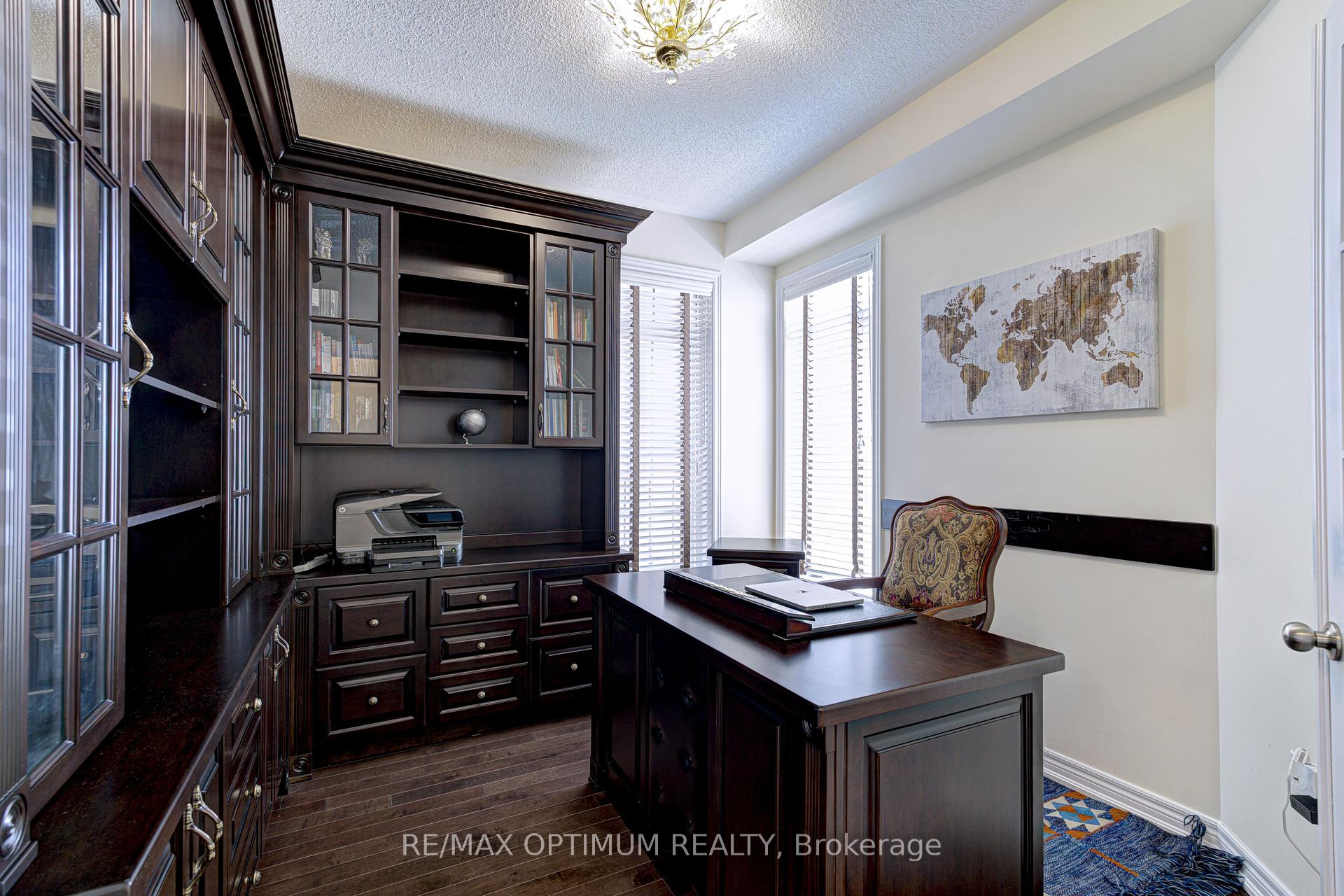 Photo 6 of 60 Impulse Circle, Brampton, Credit Valley — HOMEH
