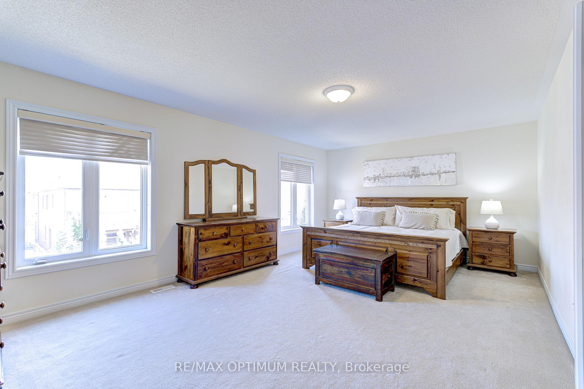 Photo 23 of 60 Impulse Circle, Brampton, Credit Valley — HOMEH