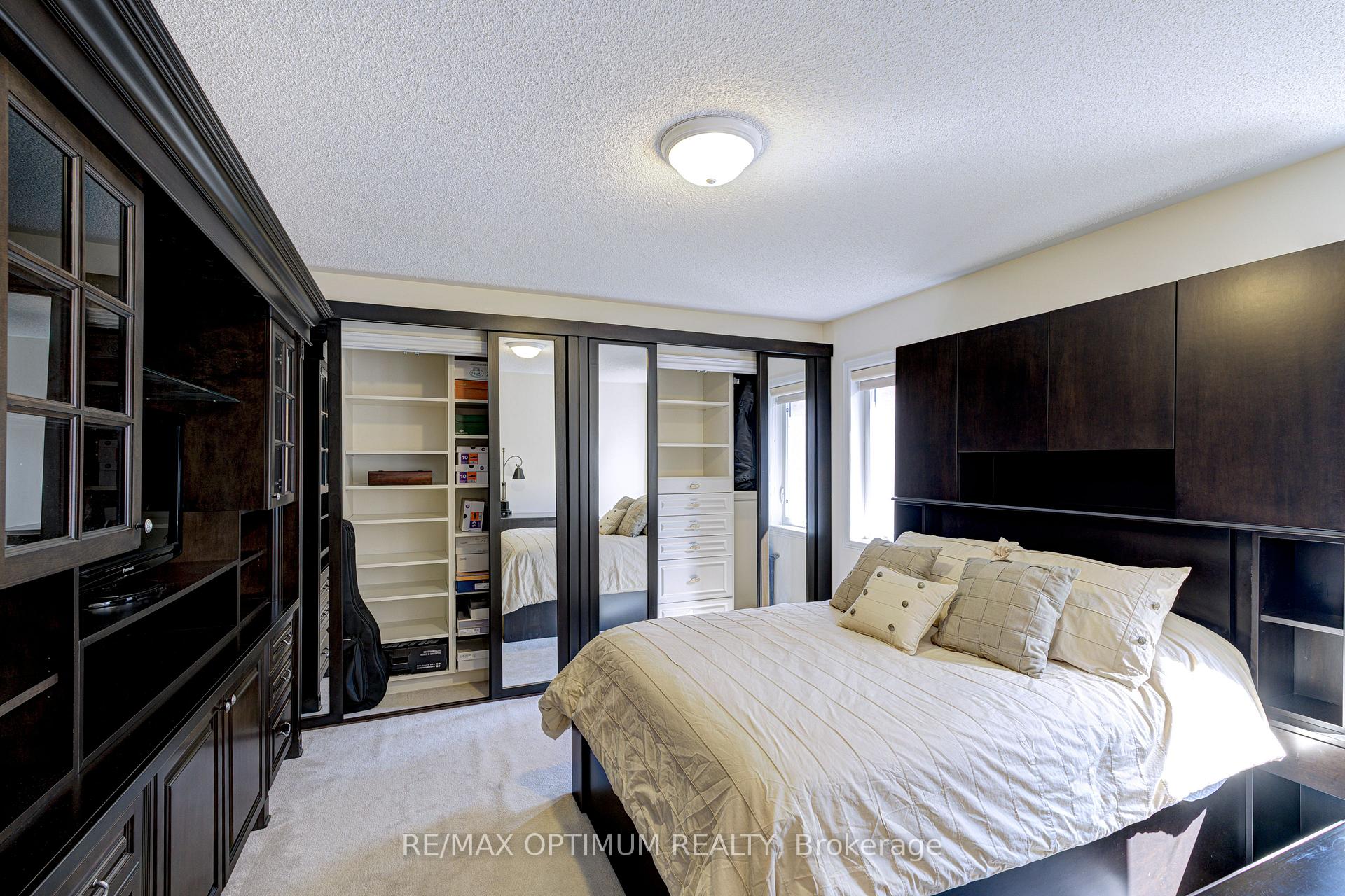 Photo 31 of 60 Impulse Circle, Brampton, Credit Valley — HOMEH
