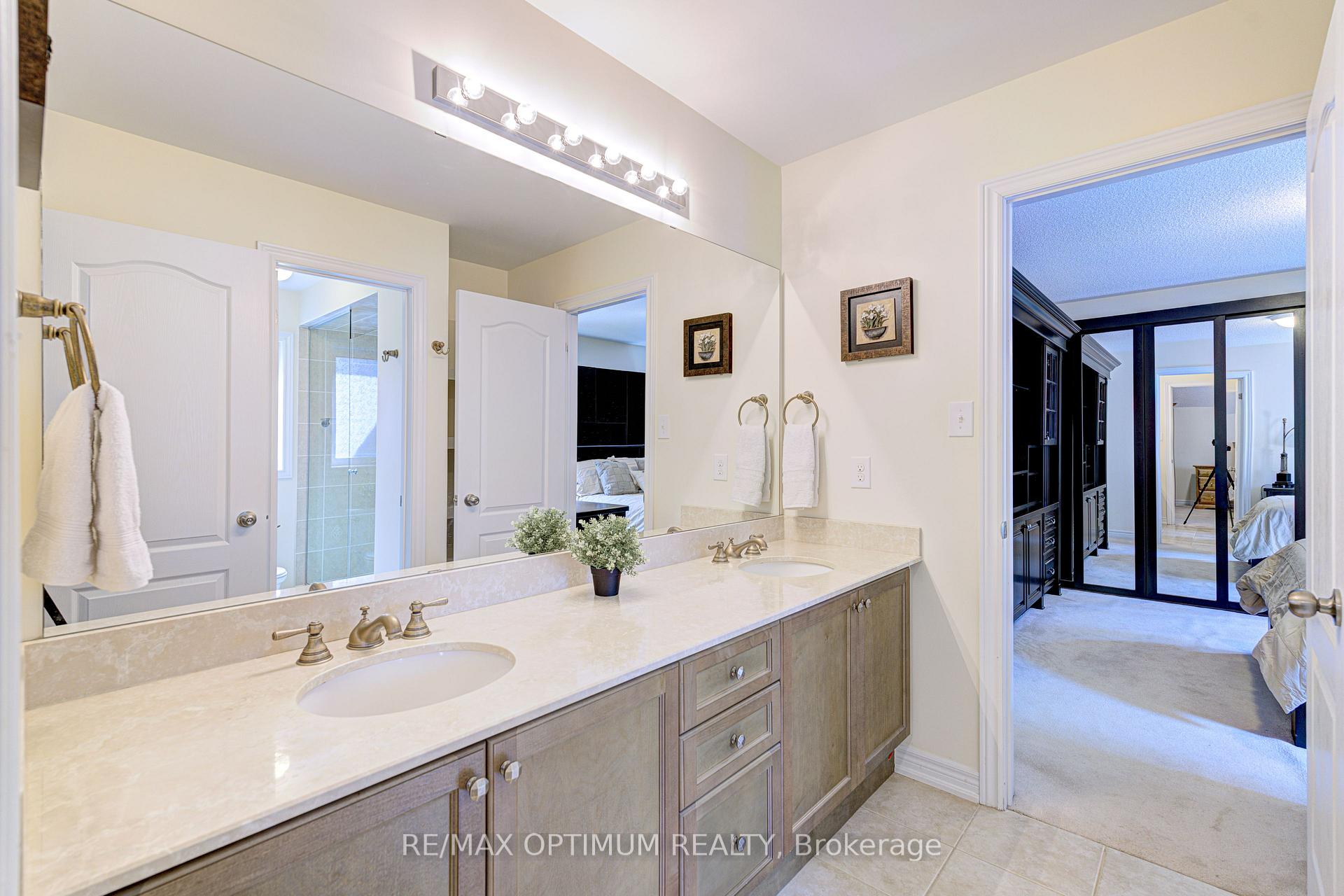 Photo 33 of 60 Impulse Circle, Brampton, Credit Valley — HOMEH