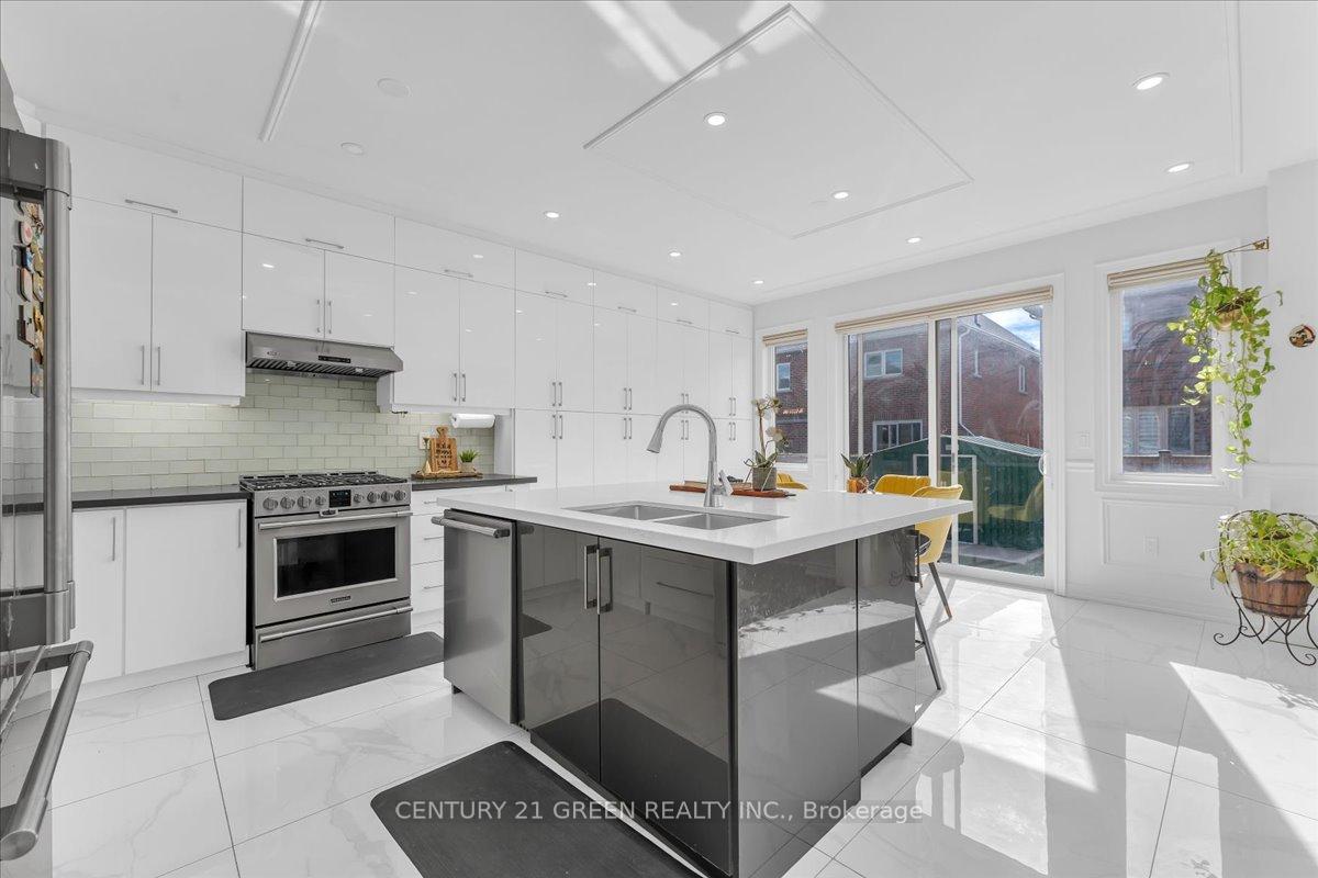 Photo 15 of 16 Grendon Crescent, Brampton, Credit Valley — HOMEH