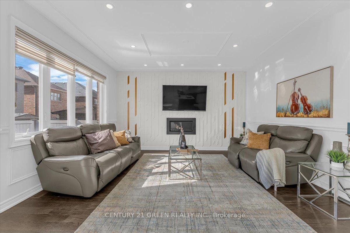 Photo 17 of 16 Grendon Crescent, Brampton, Credit Valley — HOMEH