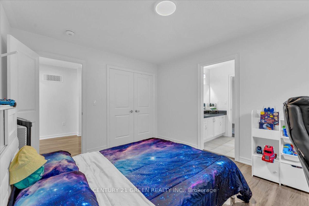 Photo 32 of 16 Grendon Crescent, Brampton, Credit Valley — HOMEH