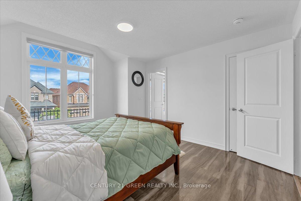 Photo 36 of 16 Grendon Crescent, Brampton, Credit Valley — HOMEH
