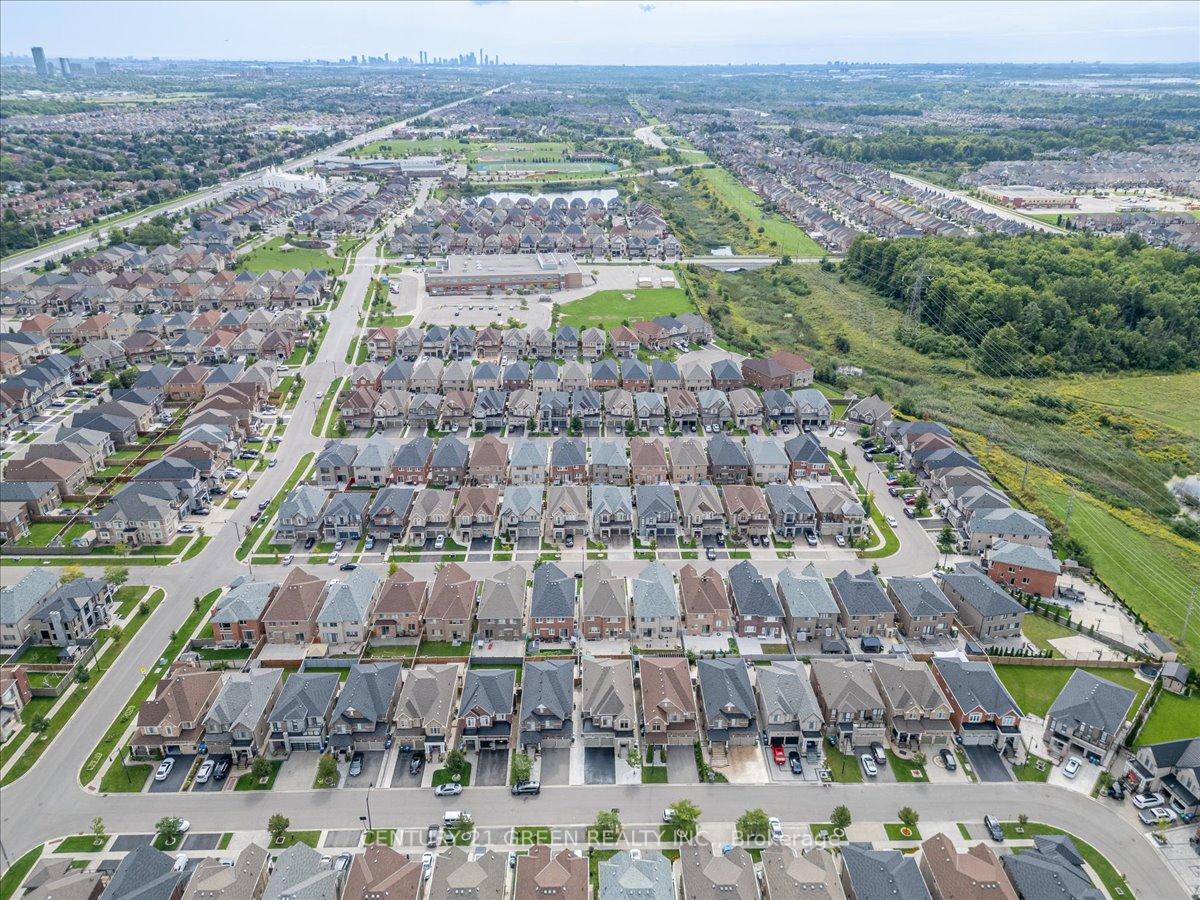 Photo 51 of 16 Grendon Crescent, Brampton, Credit Valley — HOMEH