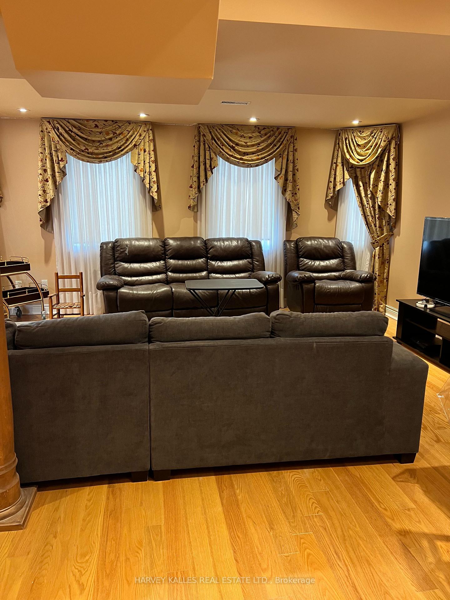 Photo 1 of Unit Bsmt, 44 Ann Louise Crescent, Markham, Cedarwood — HOMEH
