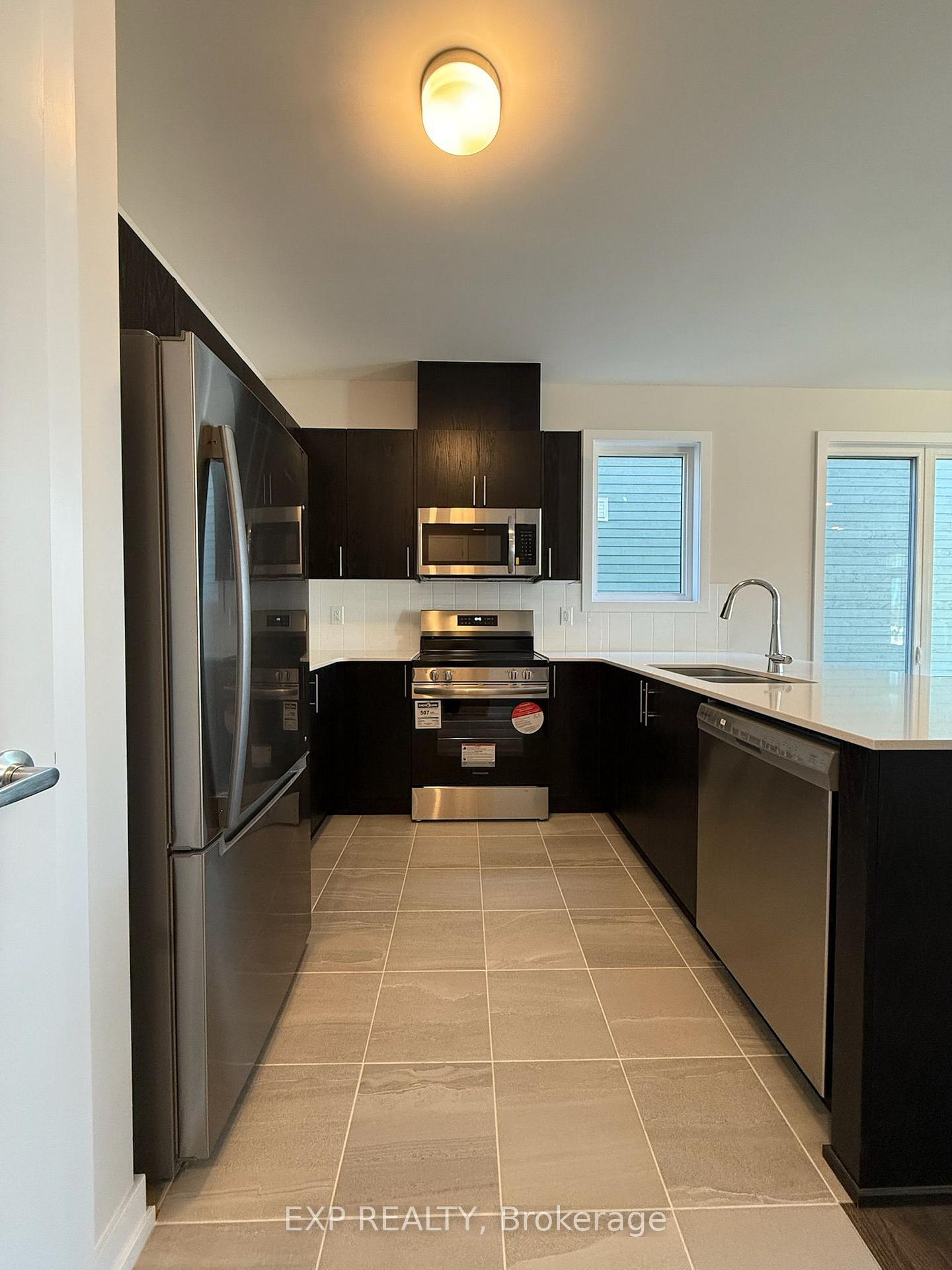 Photo 22 of 538 Oldenburg Avenue, Ottawa, Btwn Franktown Rd. & Fallowfield Rd. — HOMEH
