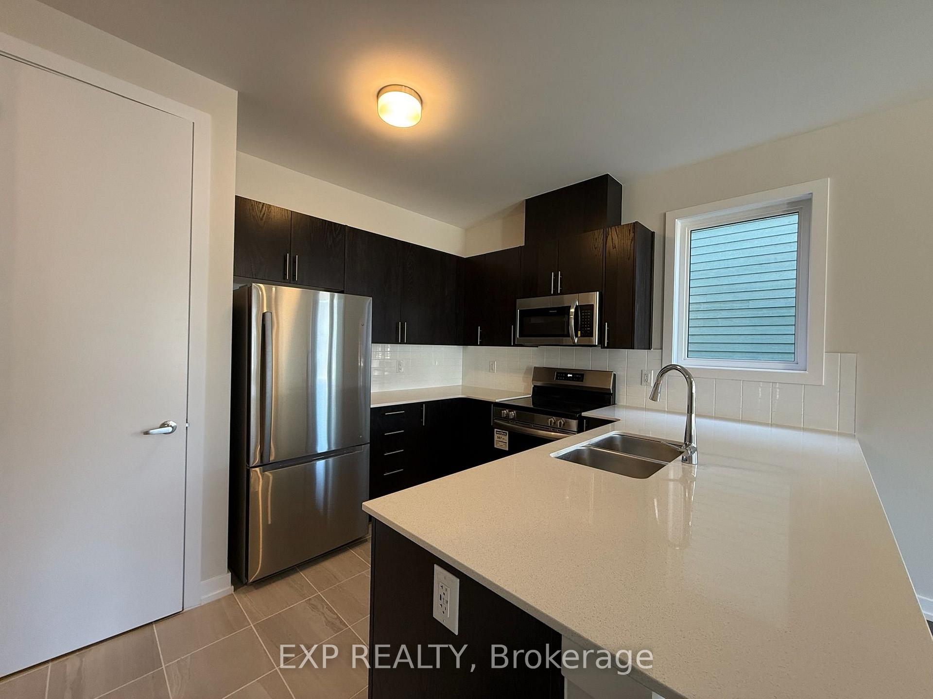 Photo 23 of 538 Oldenburg Avenue, Ottawa, Btwn Franktown Rd. & Fallowfield Rd. — HOMEH