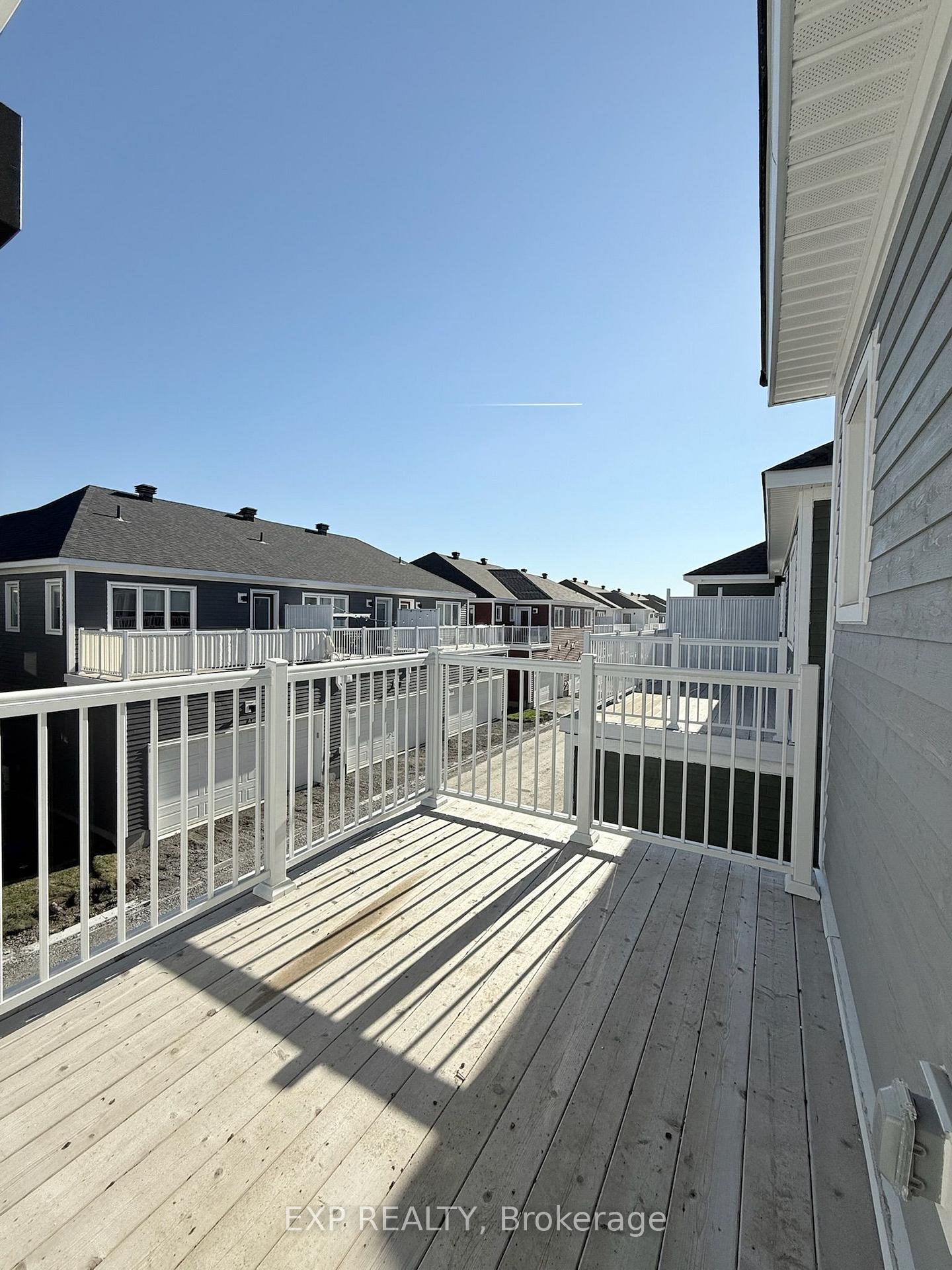Photo 25 of 538 Oldenburg Avenue, Ottawa, Btwn Franktown Rd. & Fallowfield Rd. — HOMEH