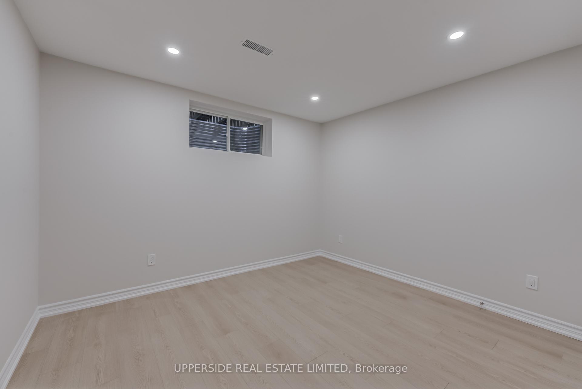 Photo 10 of Unit Lower, 73 Gemini Drive, Barrie, Rural Barrie Southeast — HOMEH