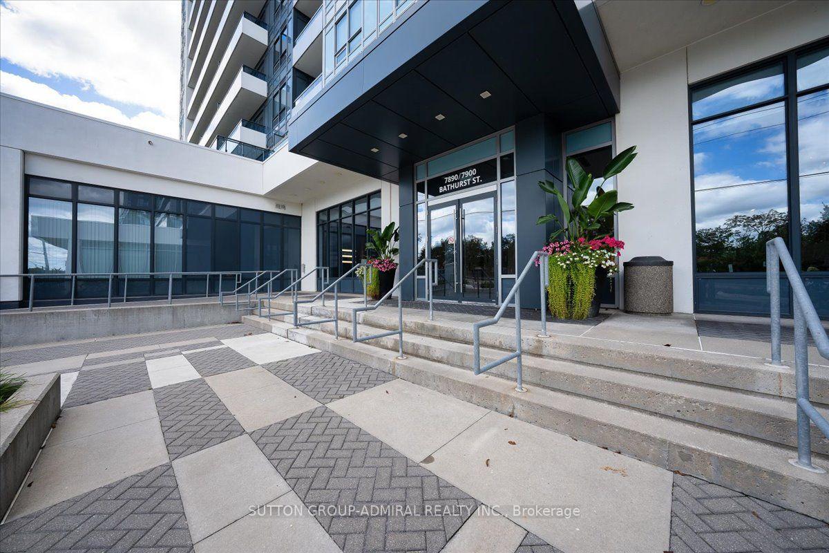 Photo 3 of Unit 806, 7890 Bathurst Street, Vaughan, Beverley Glen — HOMEH