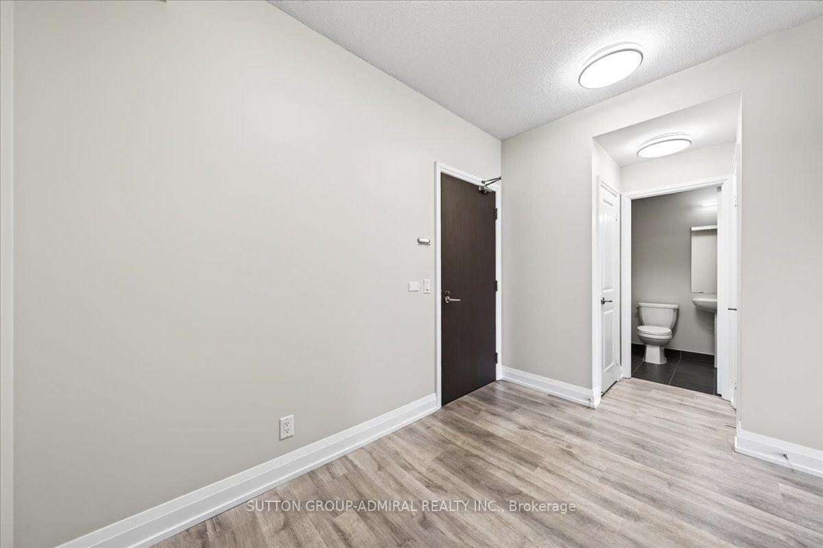 Photo 10 of Unit 806, 7890 Bathurst Street, Vaughan, Beverley Glen — HOMEH