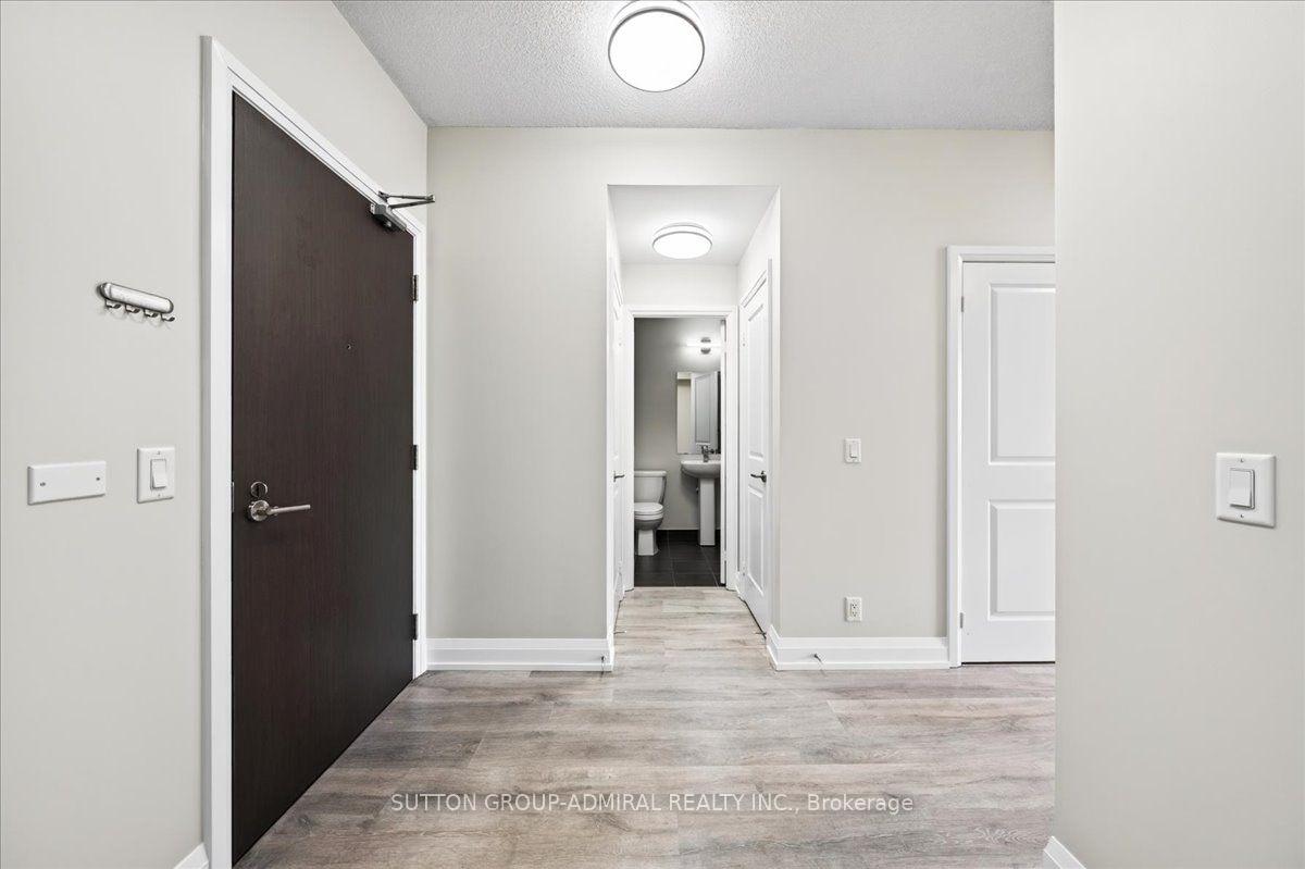 Photo 11 of Unit 806, 7890 Bathurst Street, Vaughan, Beverley Glen — HOMEH